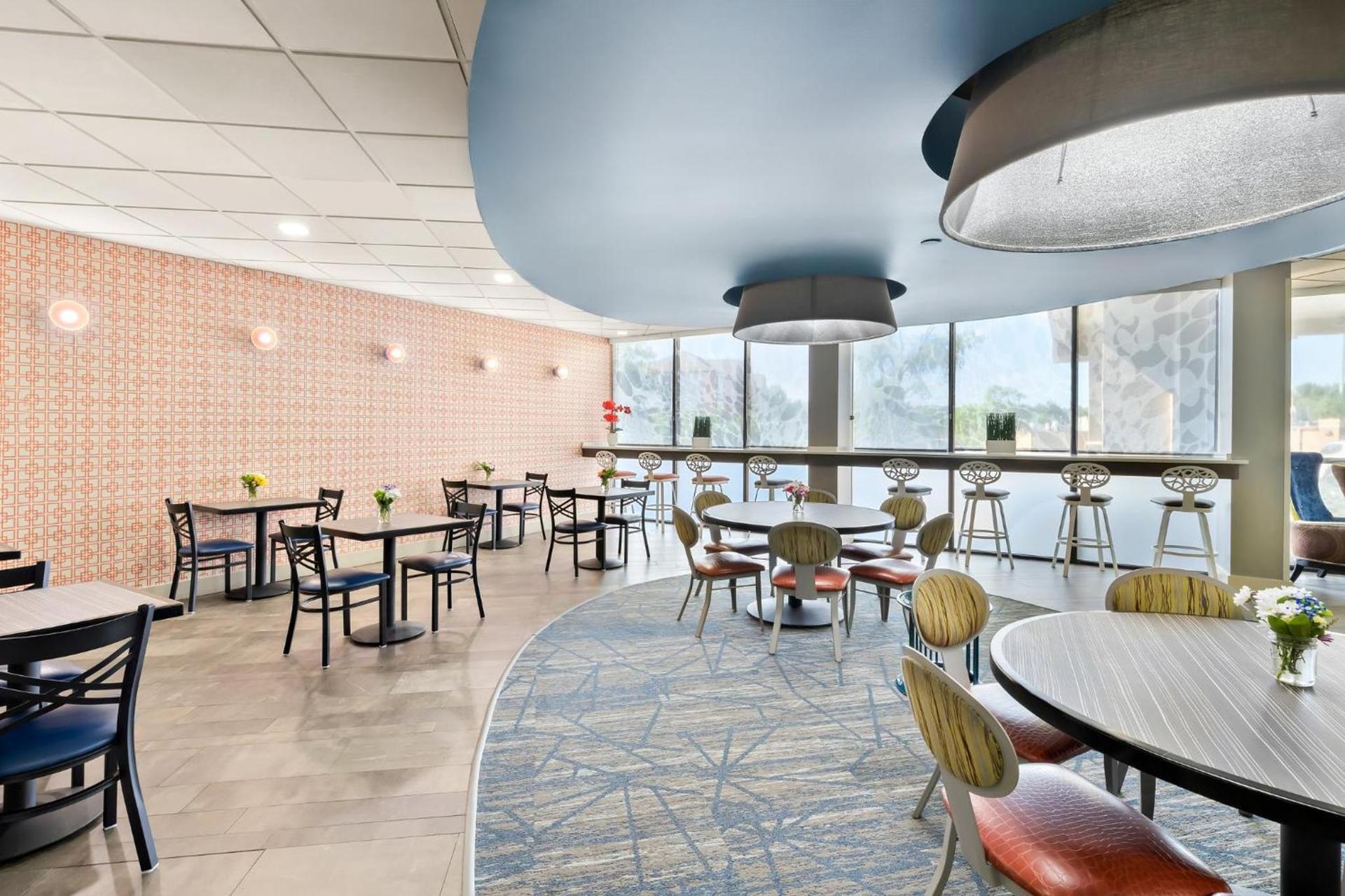 Holiday Inn Express Atlanta Galleria-Ballpark Area by IHG photo 24