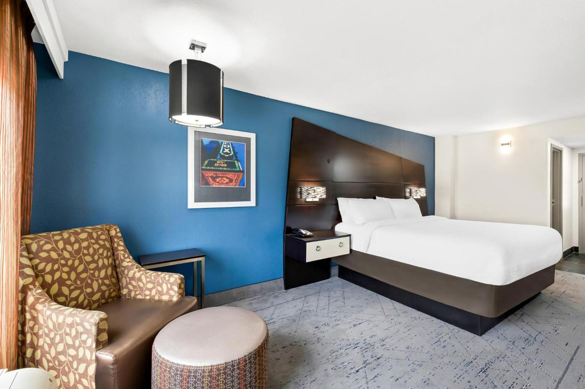 Holiday Inn Express Atlanta Galleria-Ballpark Area by IHG photo 31
