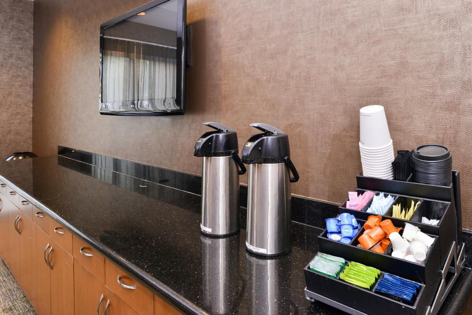 SpringHill Suites by Marriott Corona Riverside photo 26