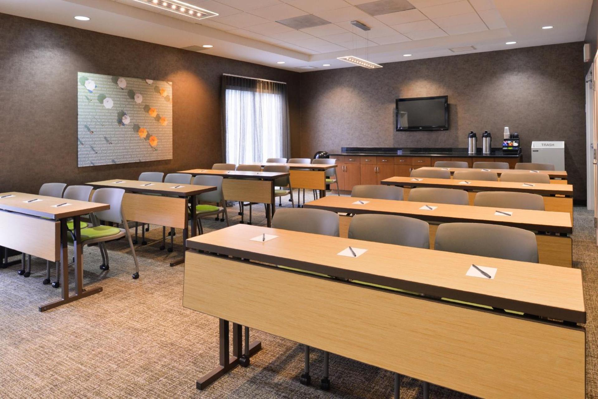 SpringHill Suites by Marriott Corona Riverside photo 25