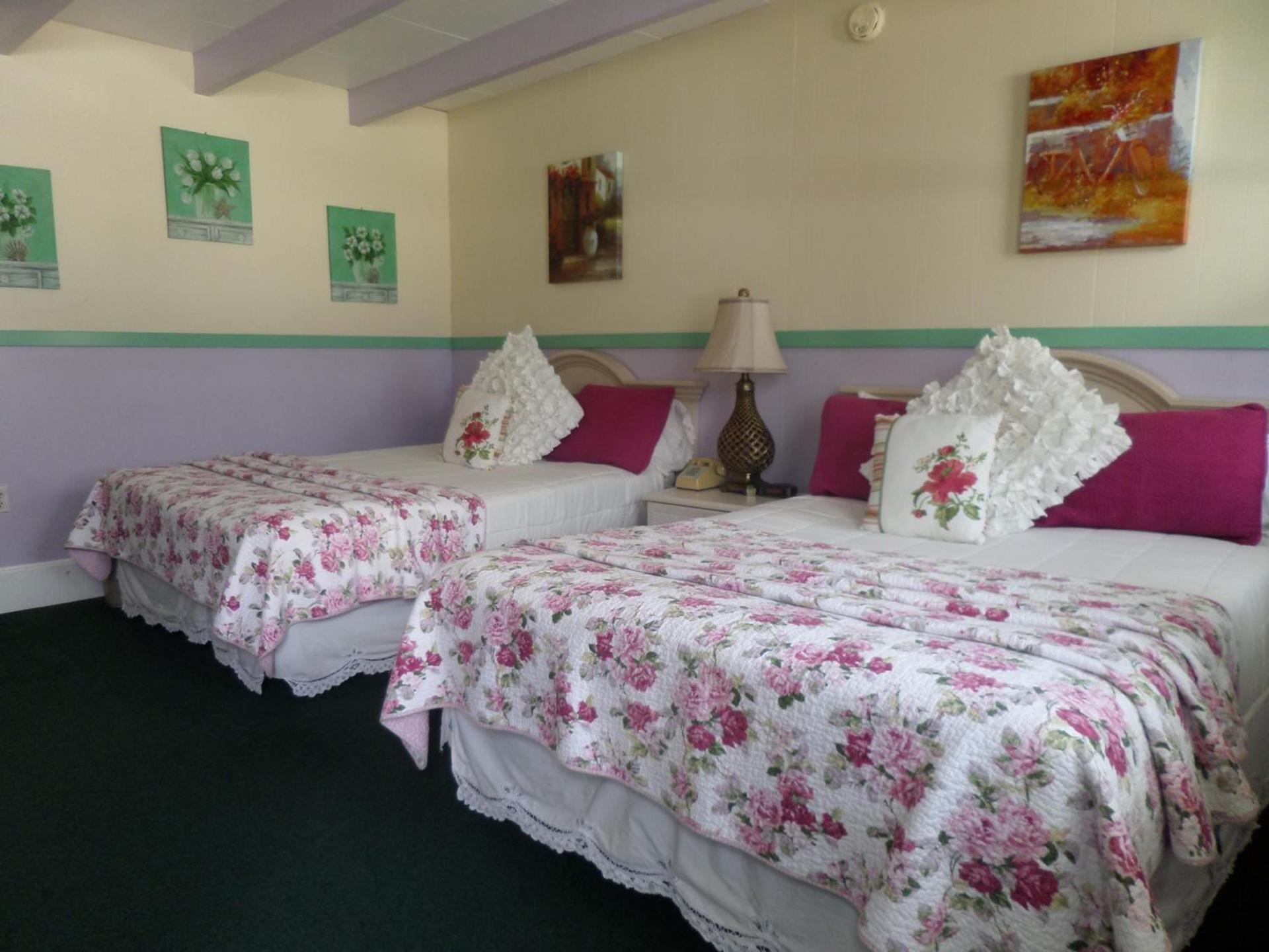 Claddagh Motel & Suites photo 22