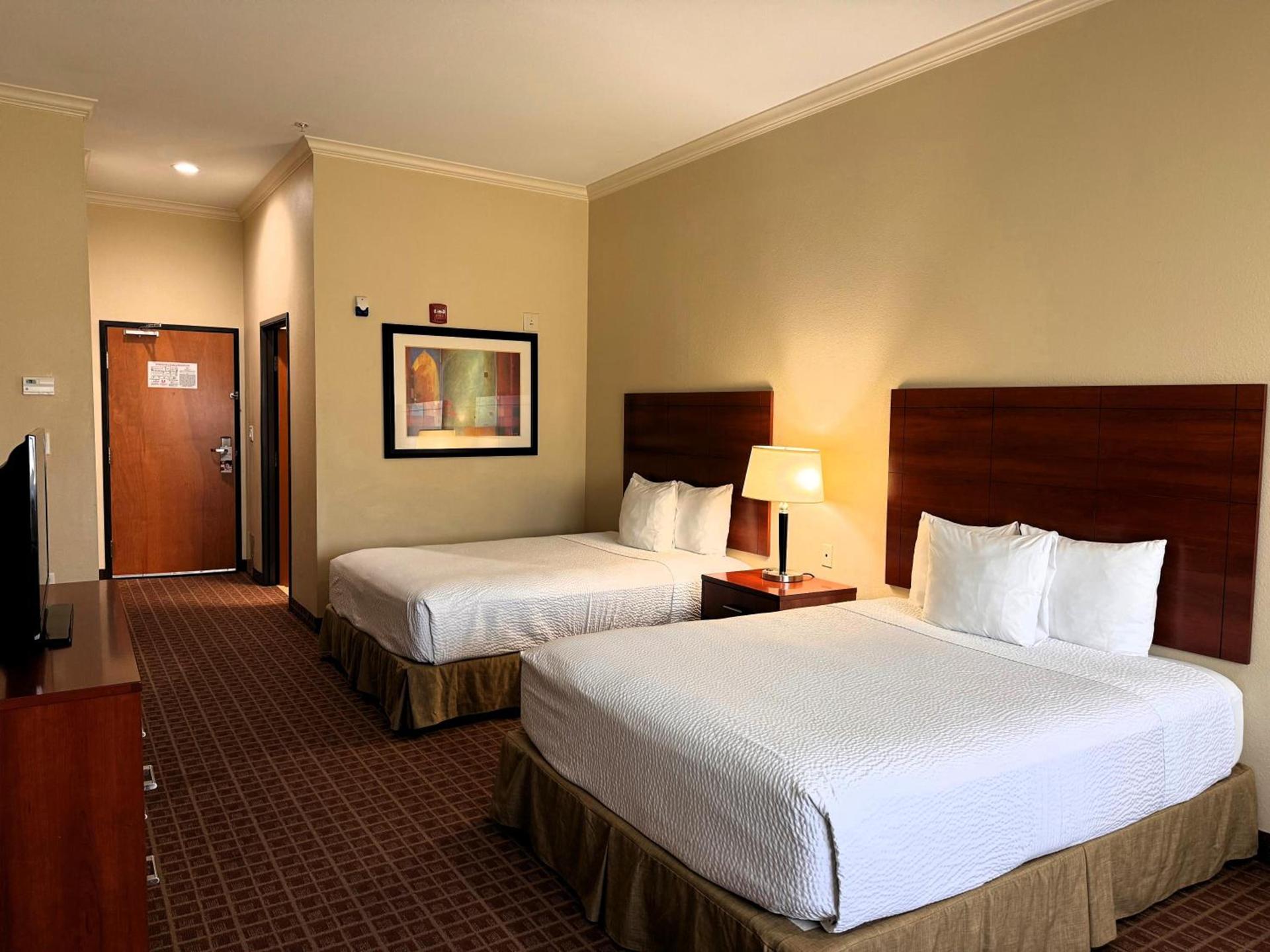 Ramada by Wyndham College Station photo 59