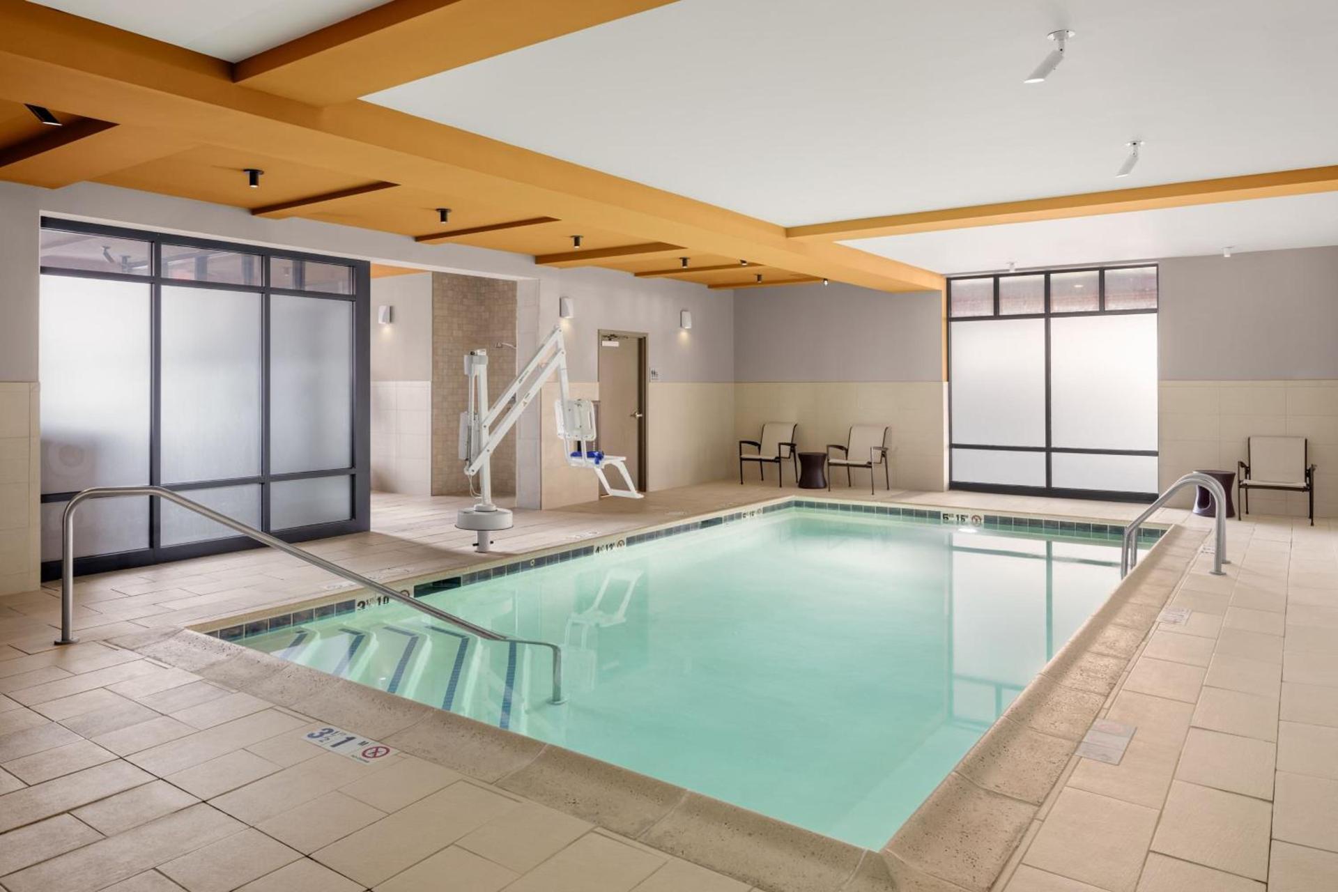 Courtyard by Marriott Portland Downtown/Waterfront photo 21