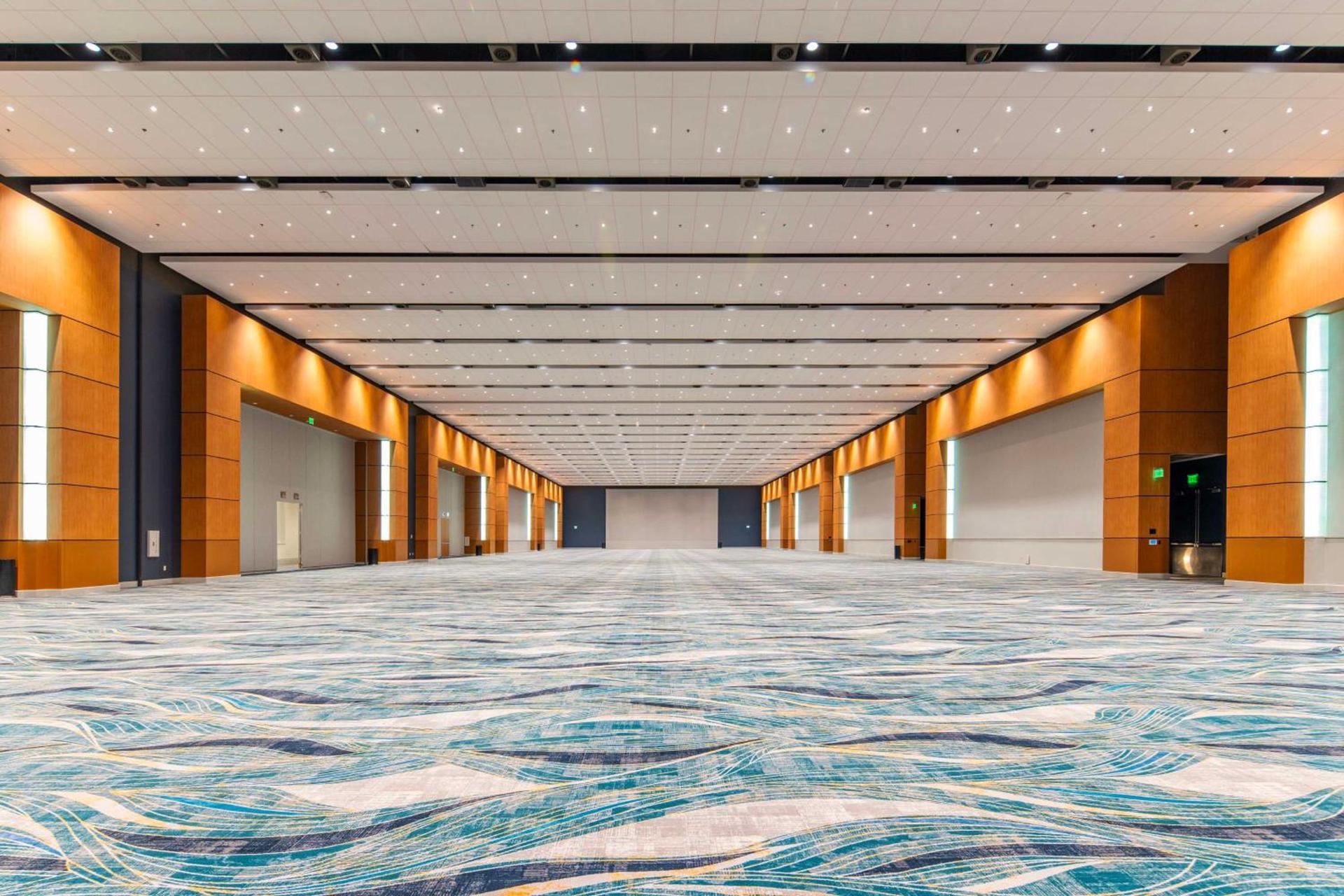 DoubleTree by Hilton Hotel Cedar Rapids Convention Complex photo 8