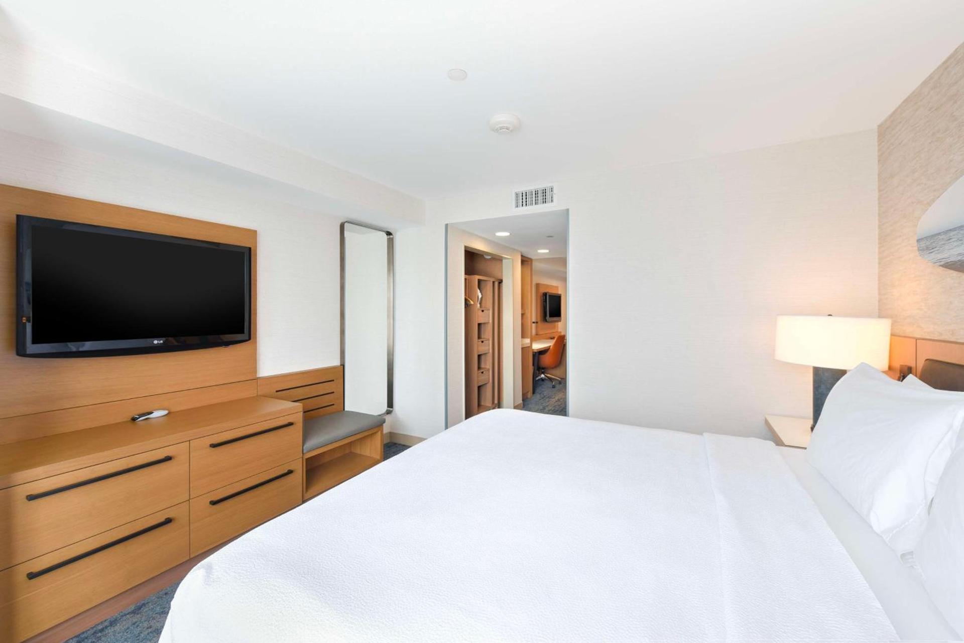 Hilton Garden Inn LAX - El Segundo photo 33