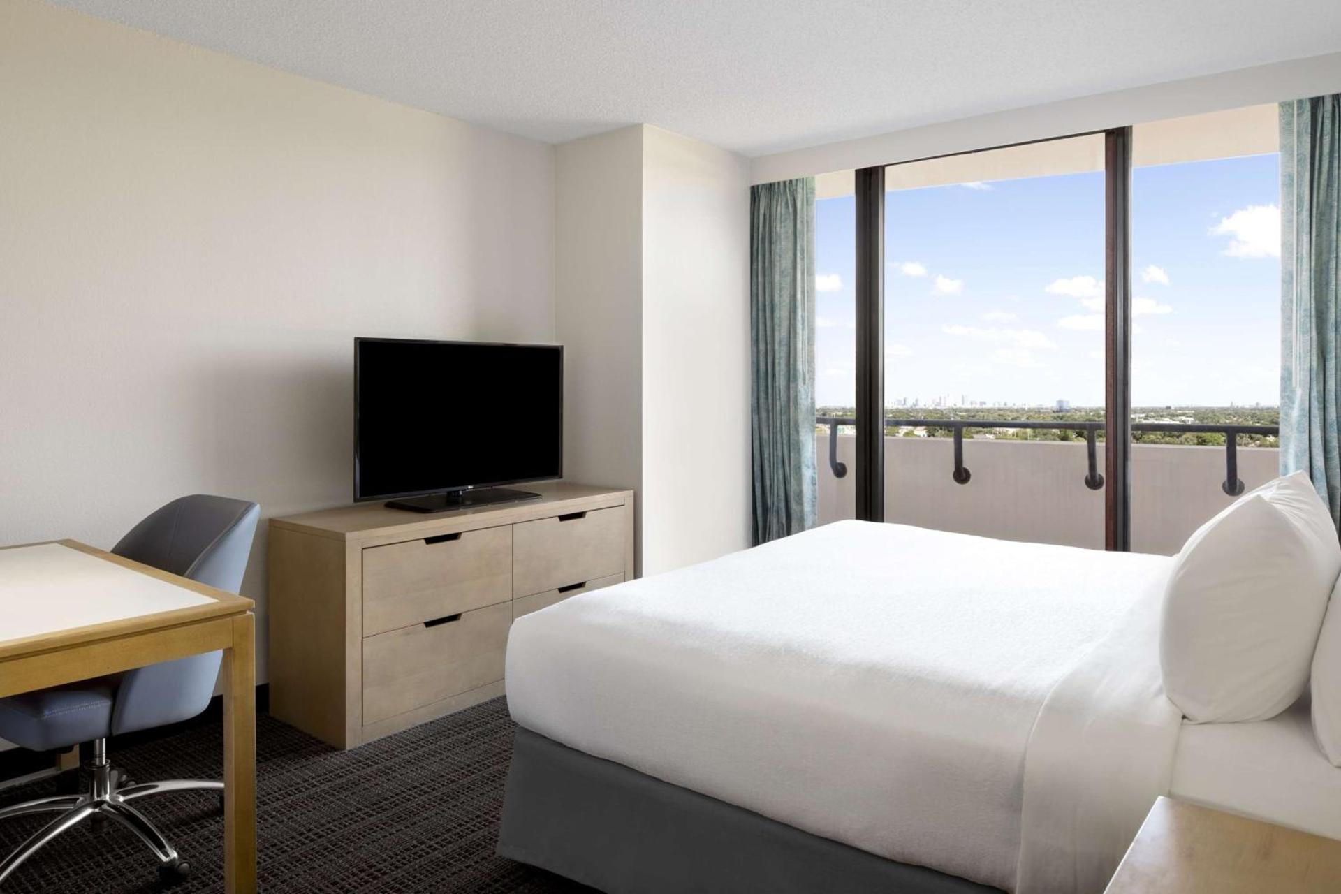 Embassy Suites by Hilton Tampa Airport Westshore photo 47