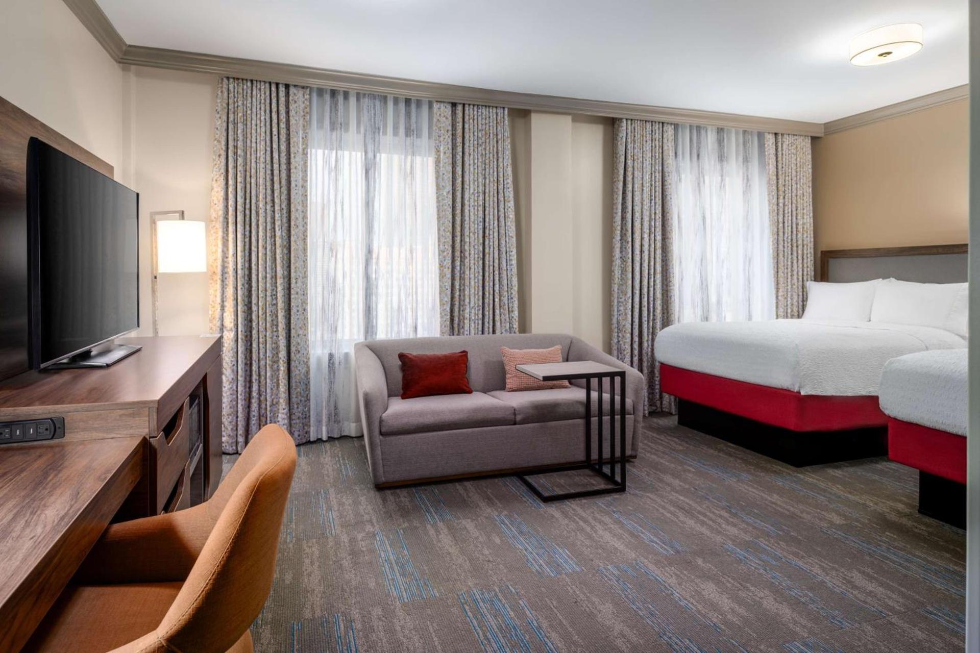 Hampton Inn & Suites New Orleans Canal St. French Quarter photo 40