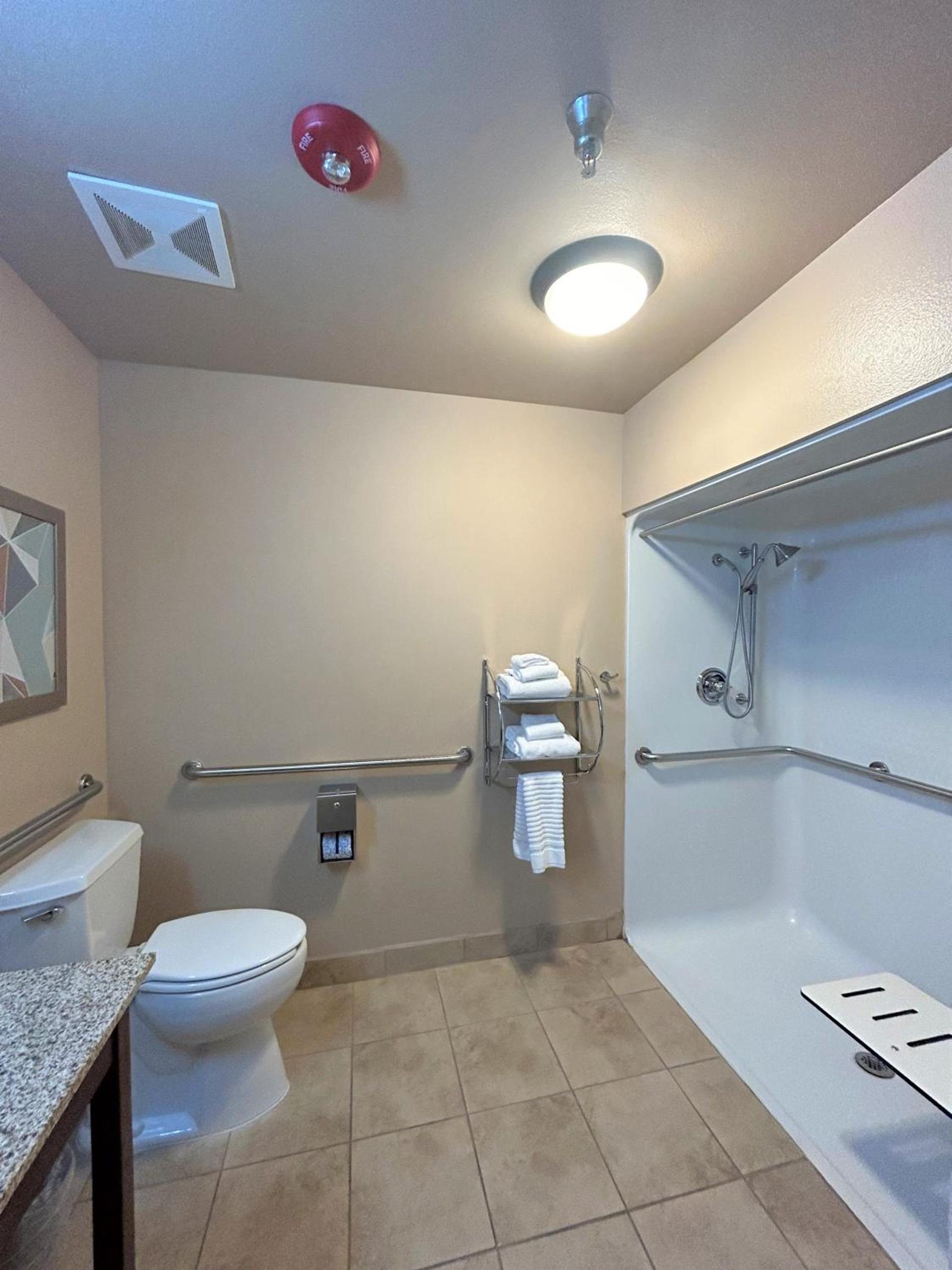 Comfort Inn & Suites Boulder photo 52