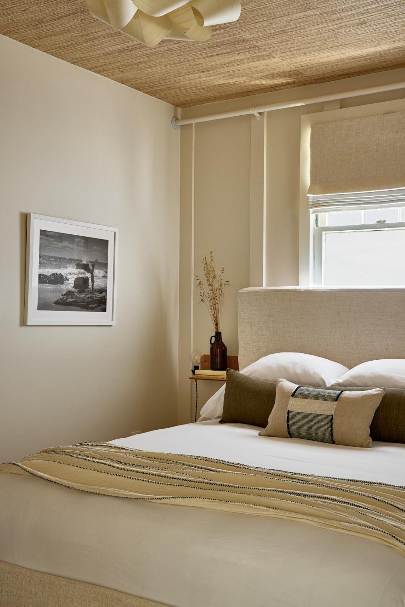 Block Island Beach House photo 89