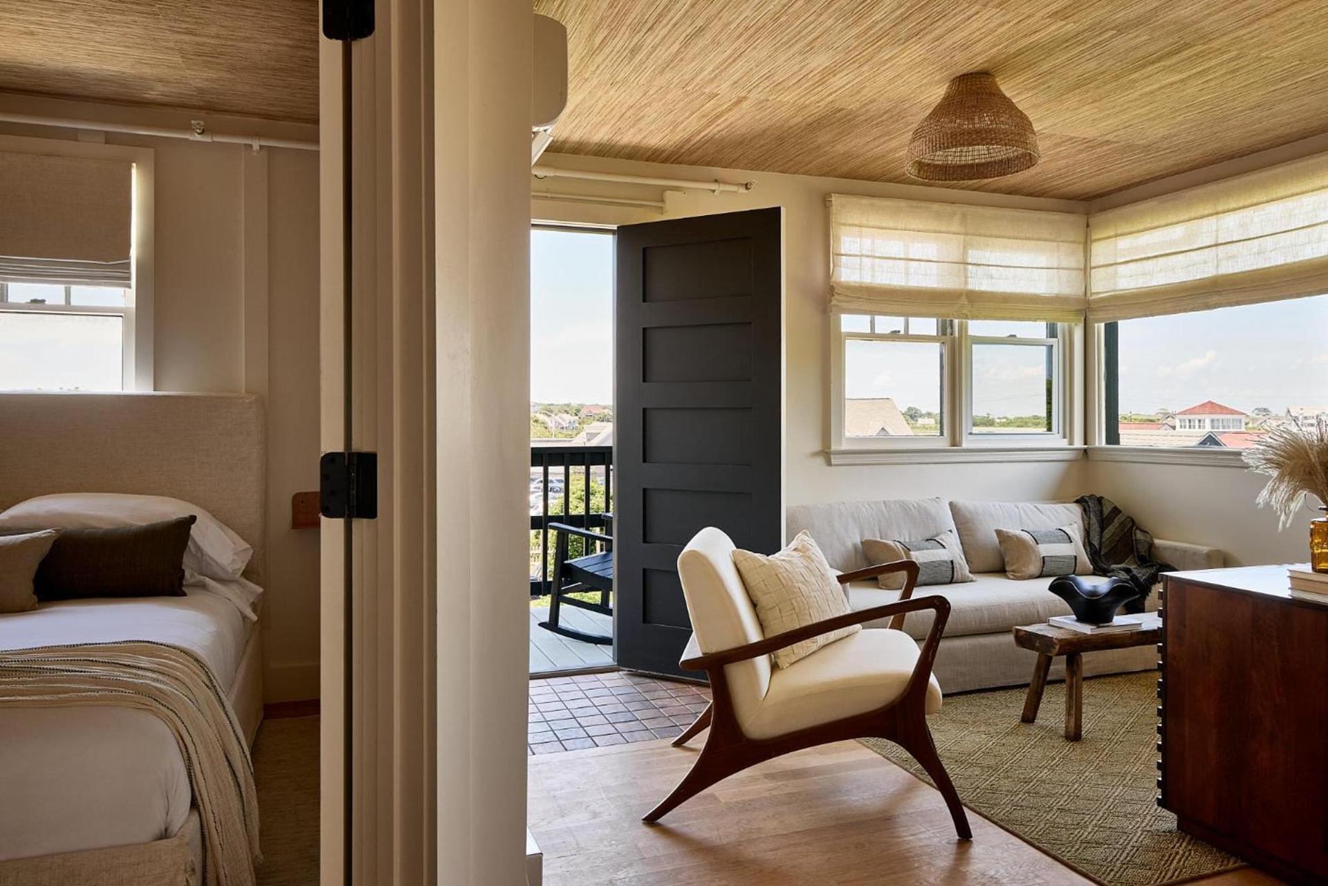 Block Island Beach House photo 88
