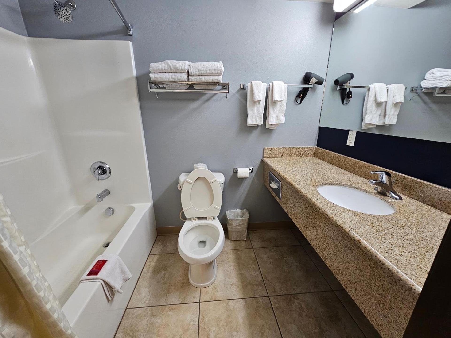 Executive Inn & Suites Extended Stay - Vernal photo 19