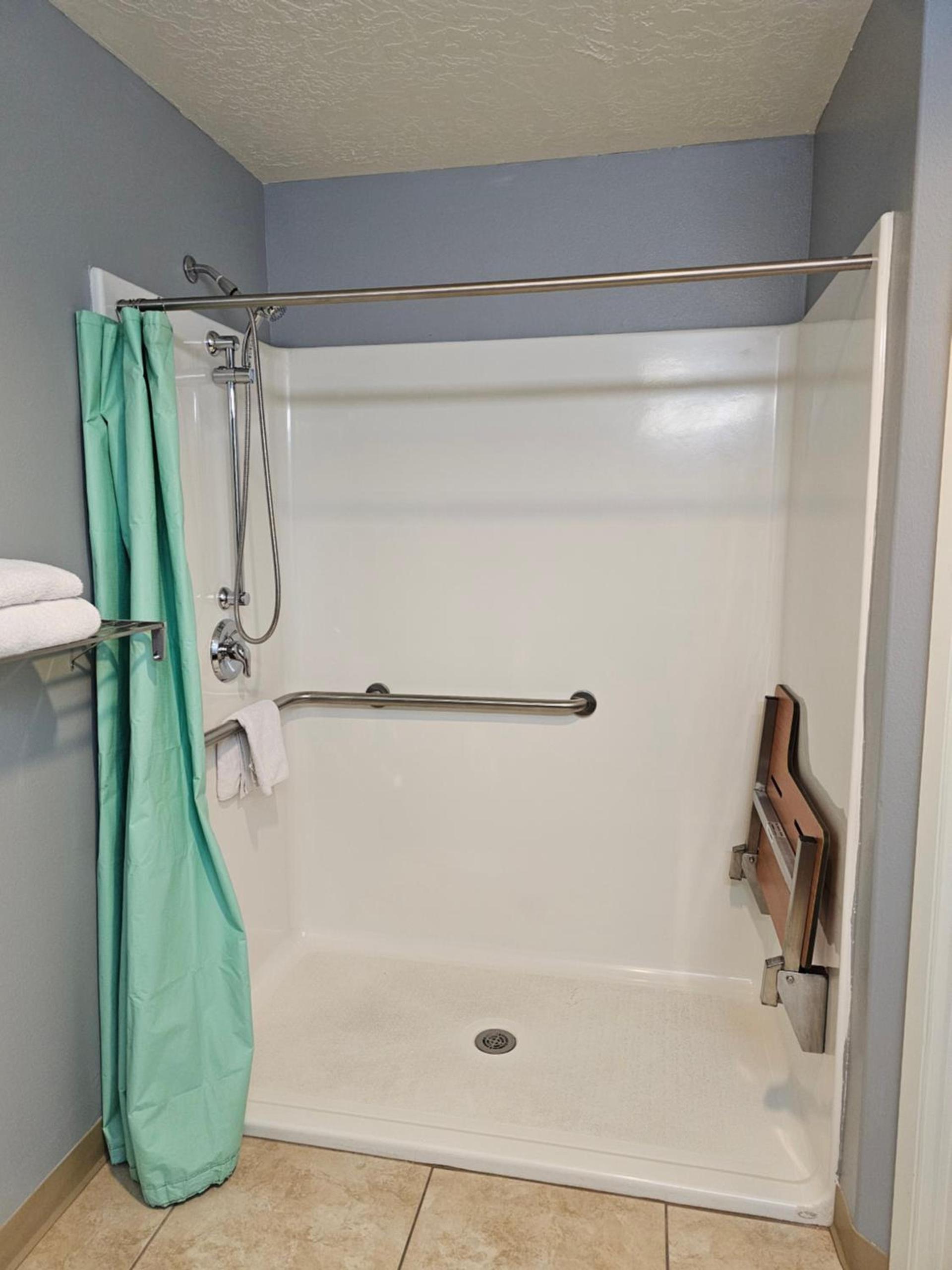 Executive Inn & Suites Extended Stay - Vernal photo 27