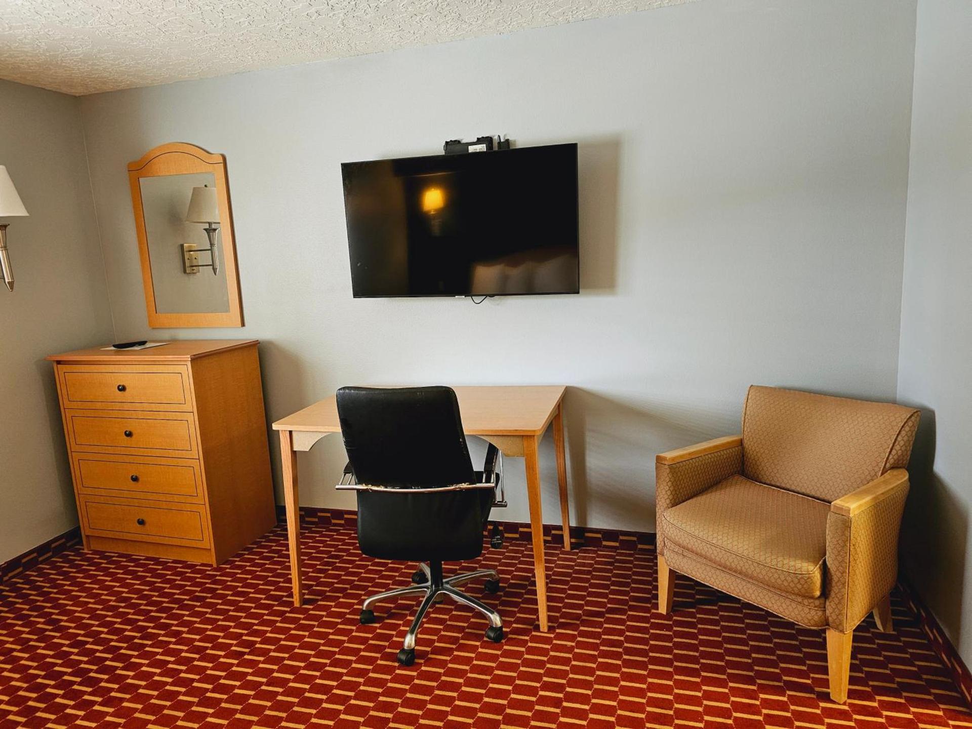 Executive Inn & Suites Extended Stay - Vernal photo 26