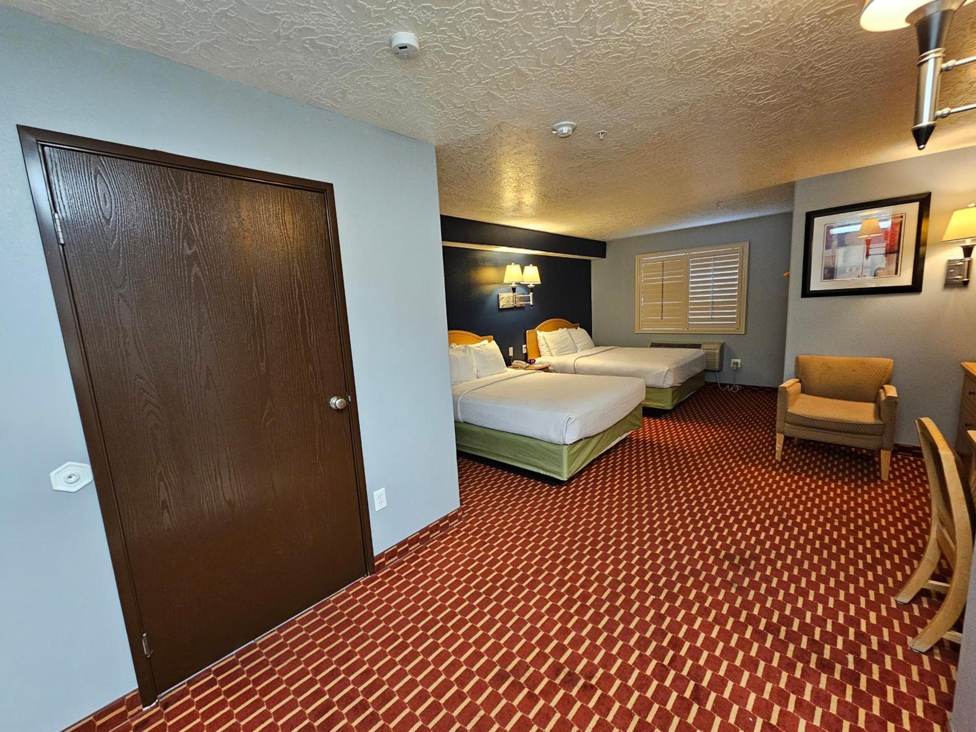Executive Inn & Suites Extended Stay - Vernal photo 28