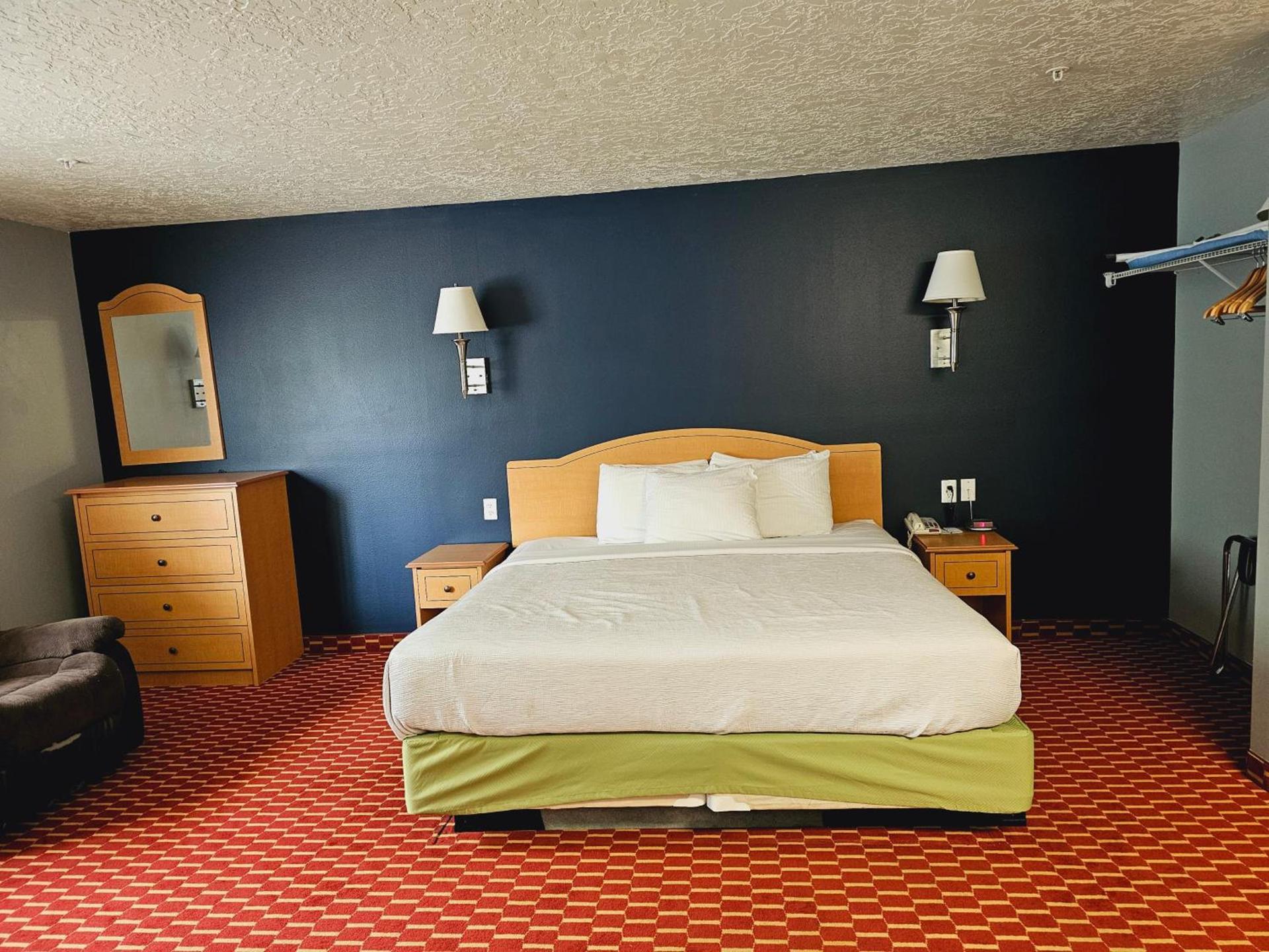 Executive Inn & Suites Extended Stay - Vernal photo 32