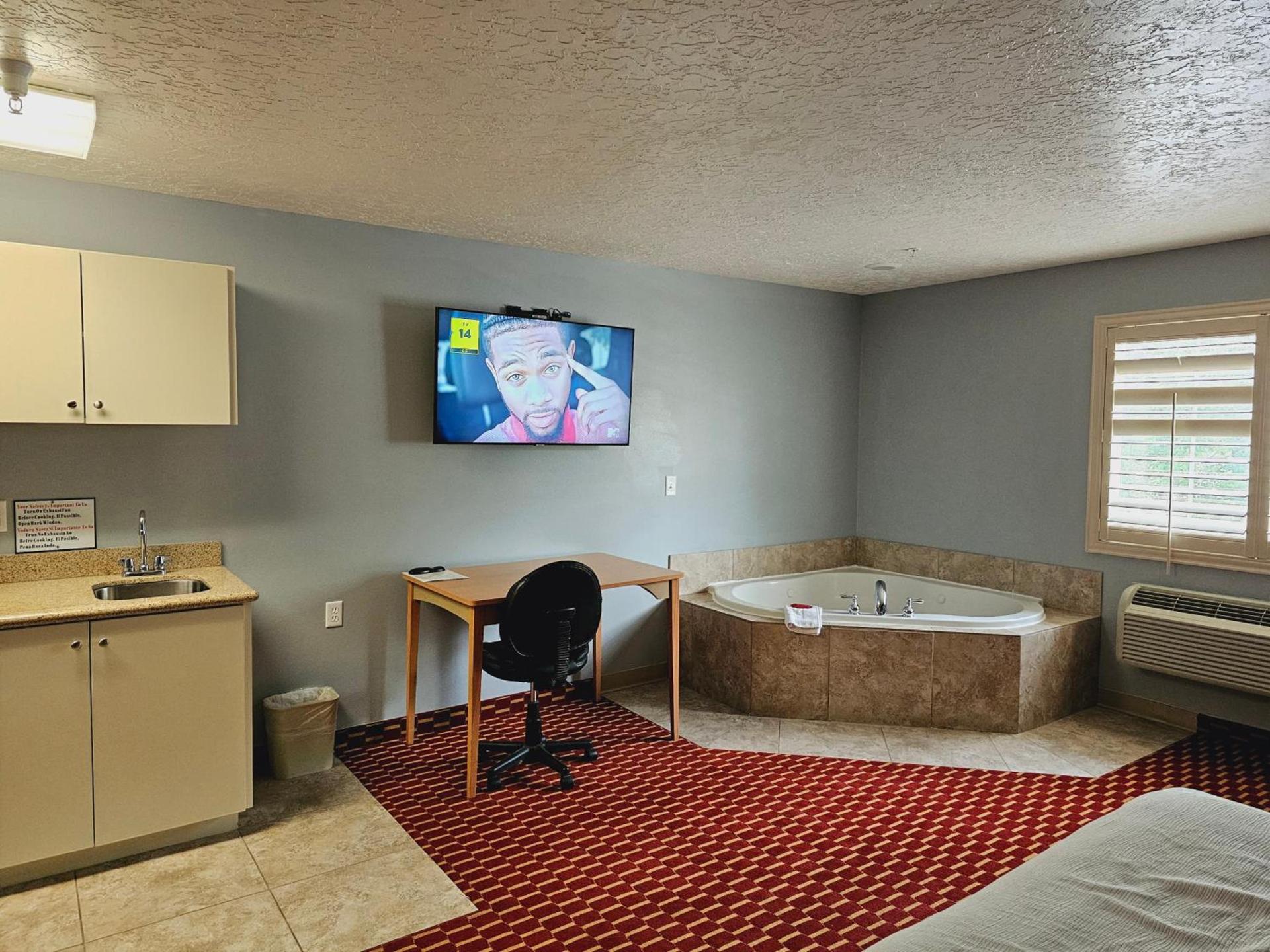 Executive Inn & Suites Extended Stay - Vernal photo 4