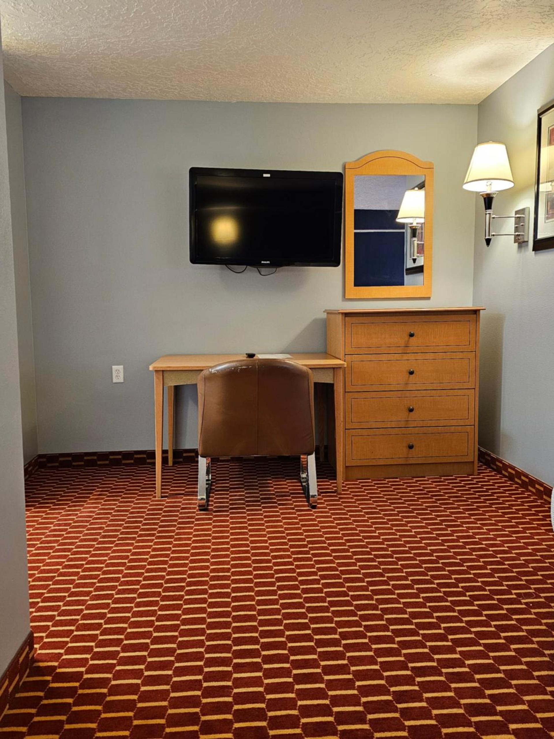 Executive Inn & Suites Extended Stay - Vernal photo 48