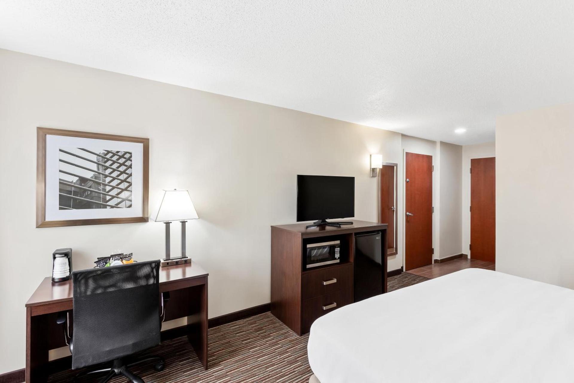 SureStay by Best Western Grayson photo 33