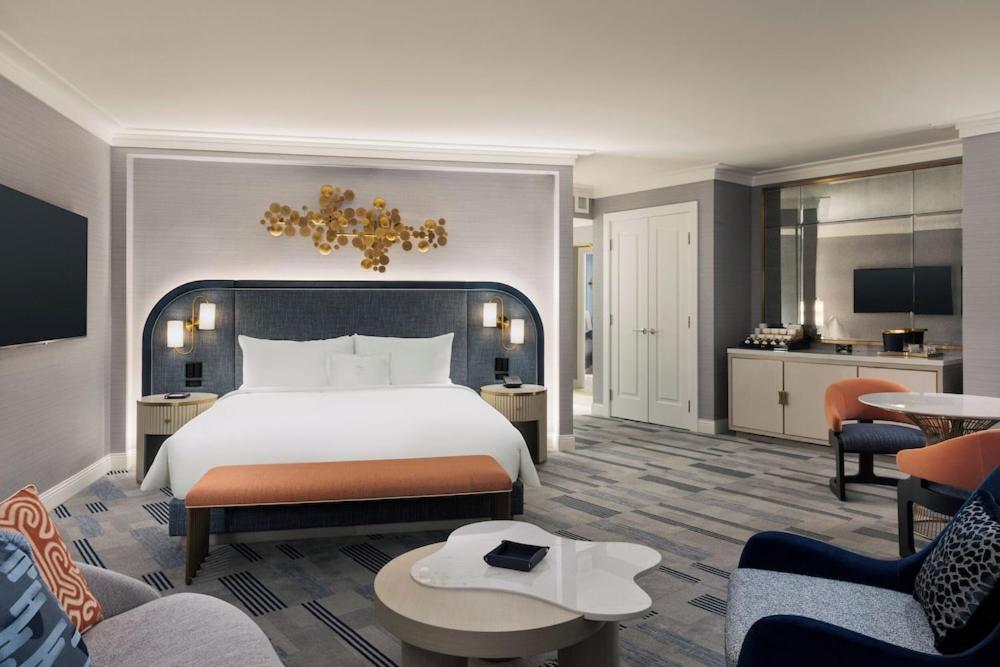Fontainebleau Las Vegas by Suiteness photo 61