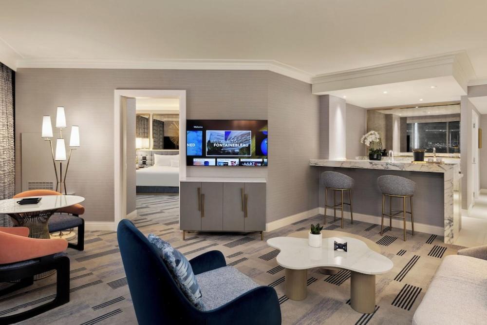 Fontainebleau Las Vegas by Suiteness photo 75