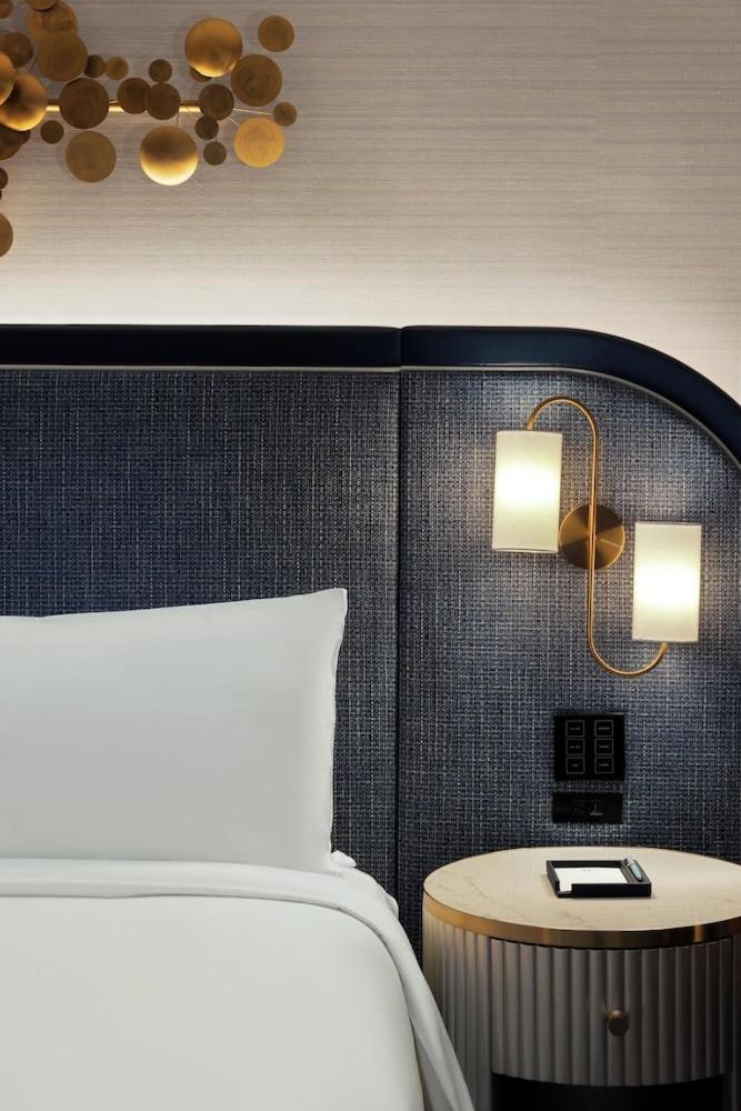 Fontainebleau Las Vegas by Suiteness photo 92