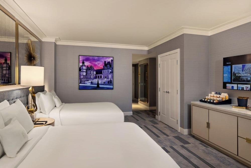 Fontainebleau Las Vegas by Suiteness photo 41