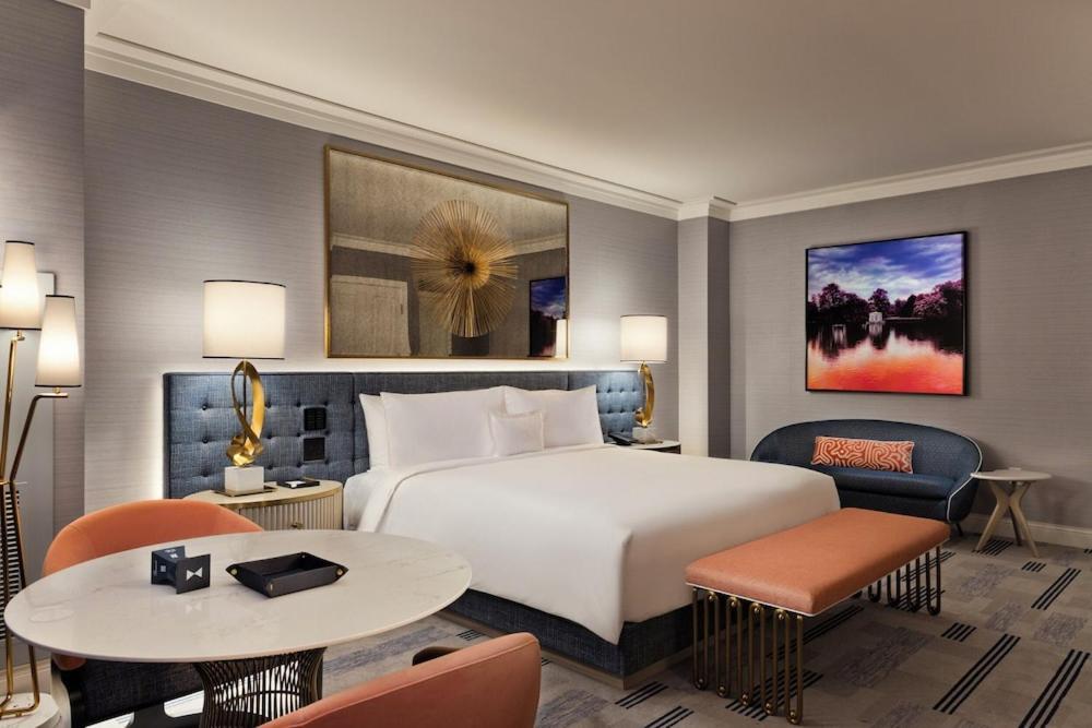 Fontainebleau Las Vegas by Suiteness photo 42