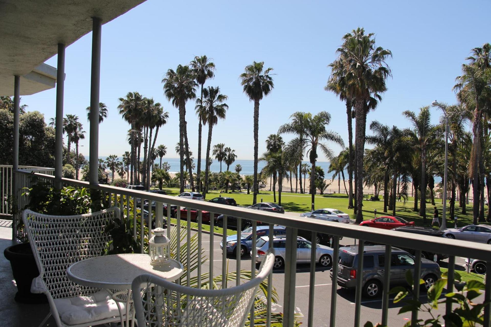 Bayside Hotel photo 2