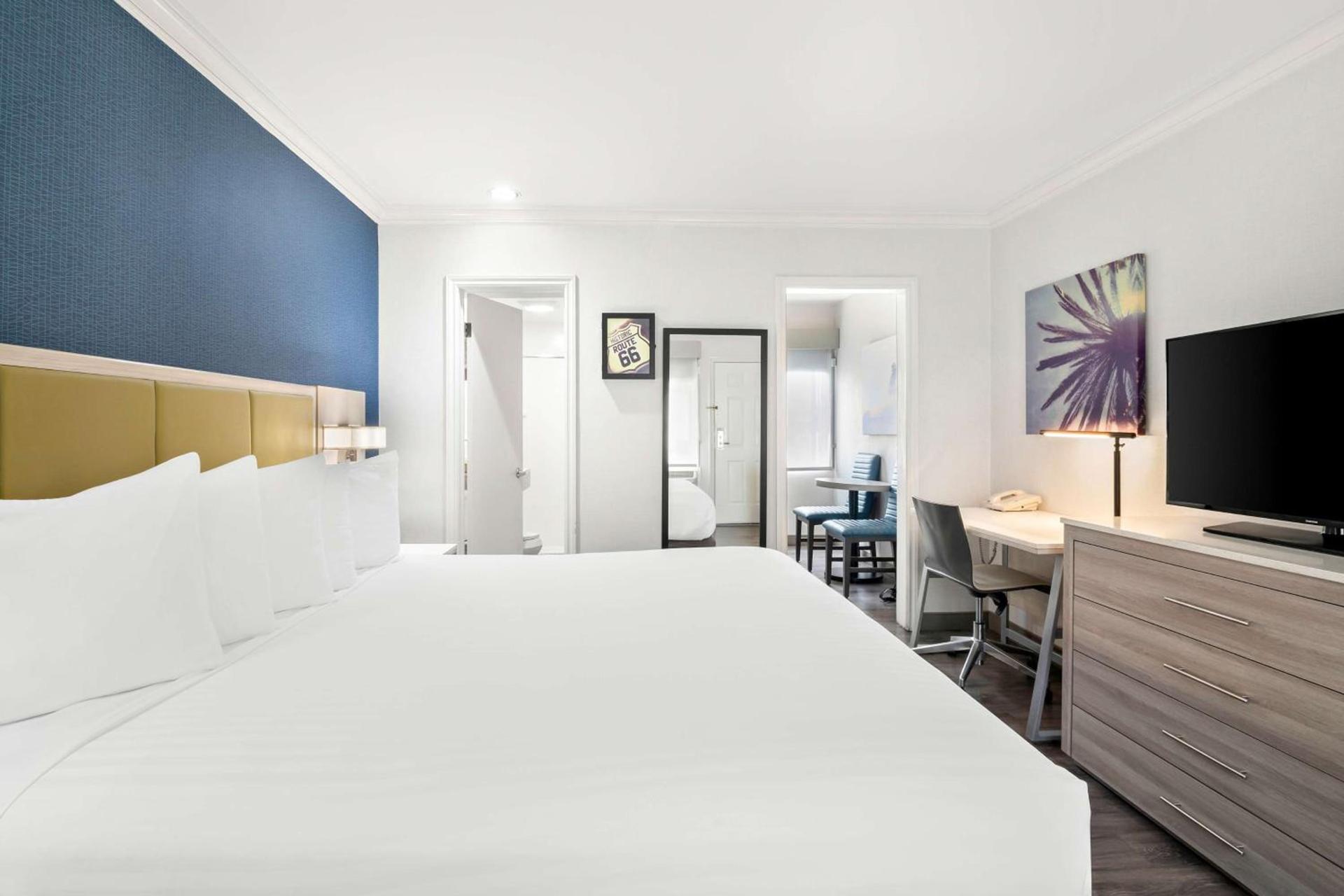 SureStay Hotel by Best Western Santa Monica photo 17