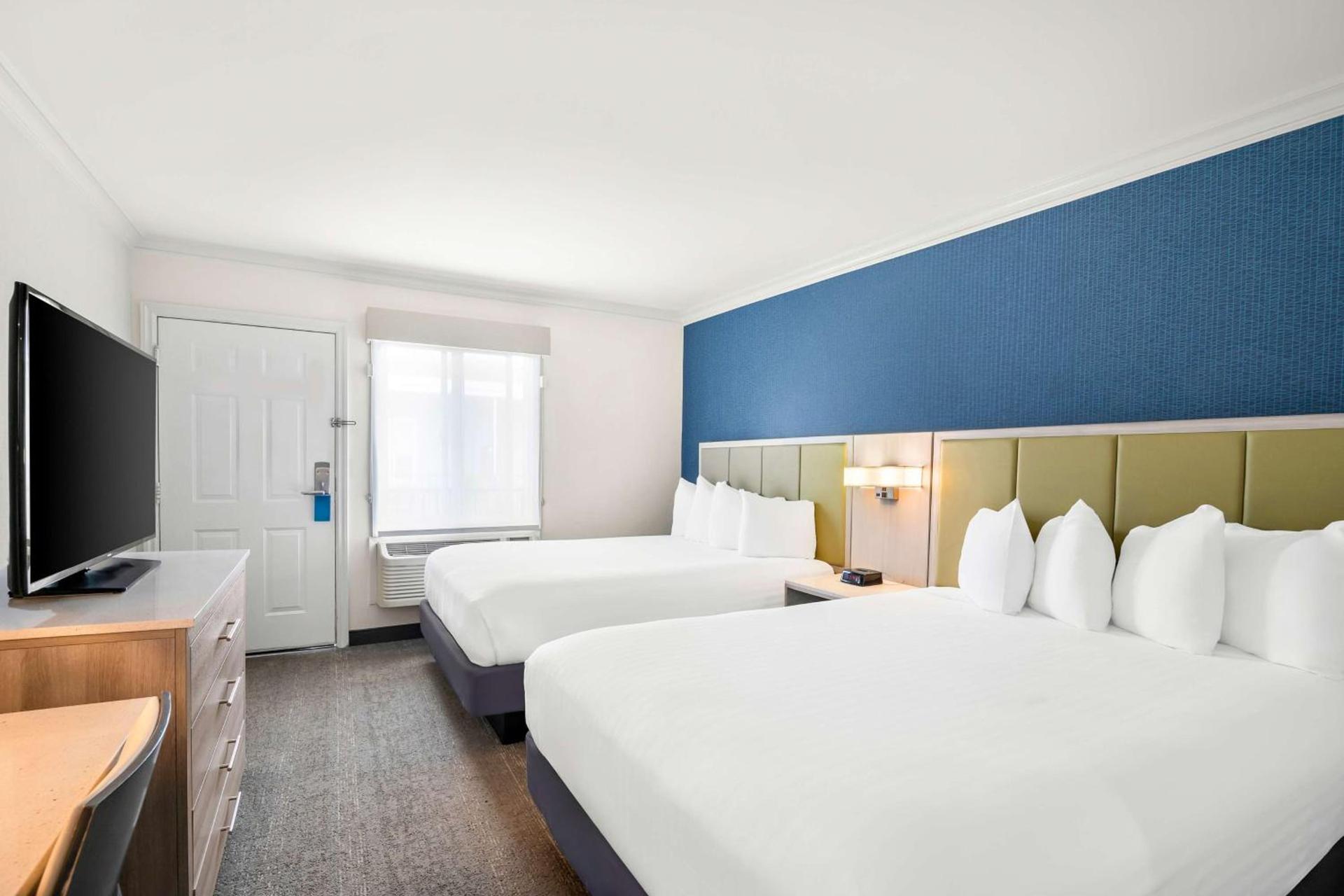 SureStay Hotel by Best Western Santa Monica photo 20