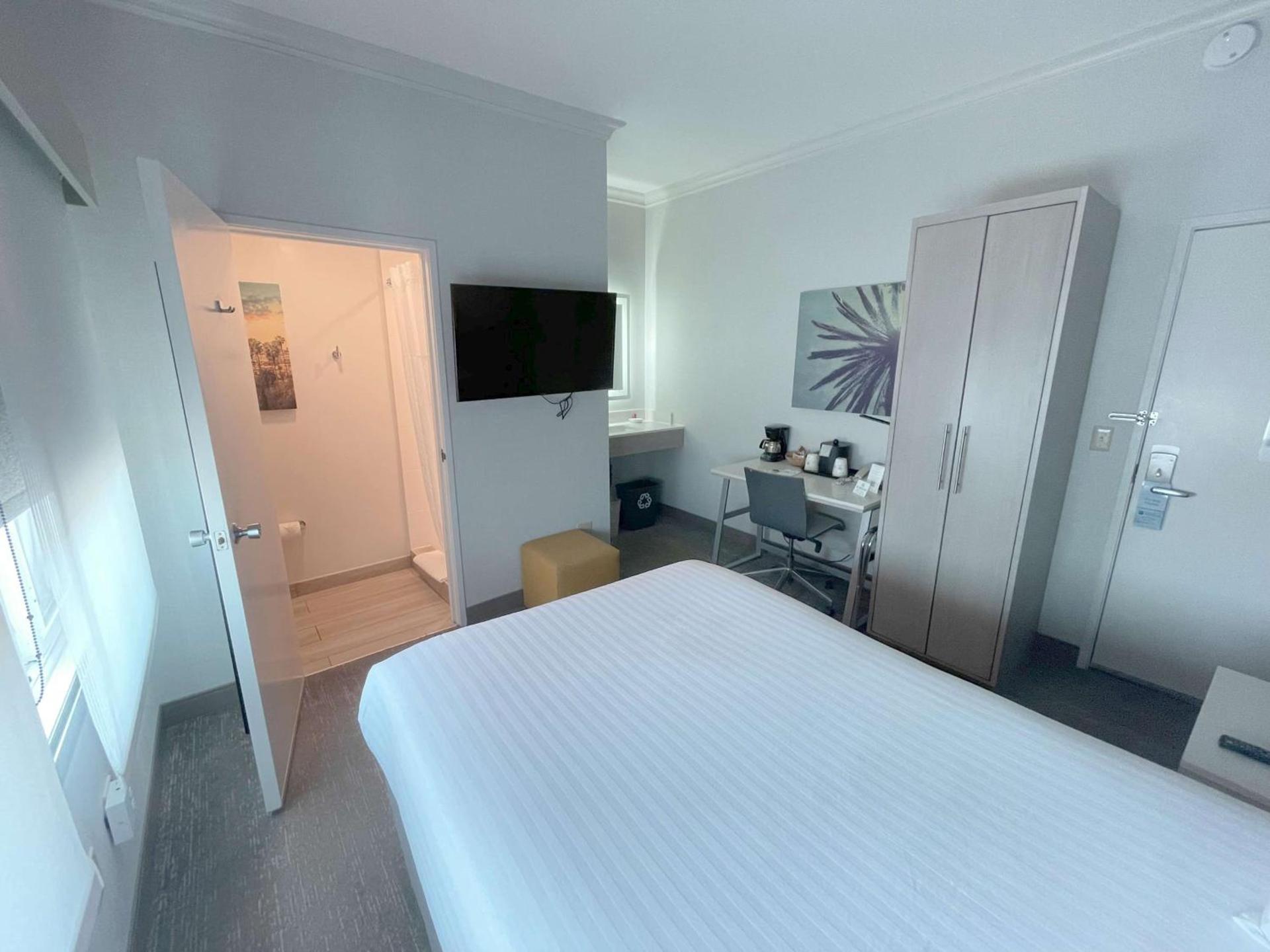 SureStay Hotel by Best Western Santa Monica photo 69