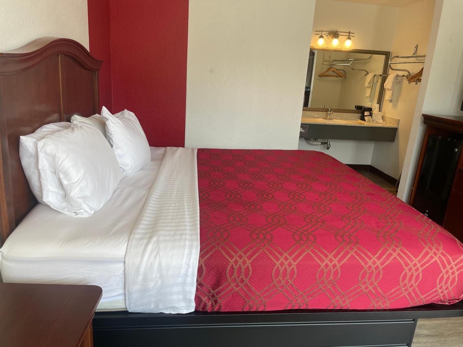 Ramada by Wyndham Branson Theatre District photo 41
