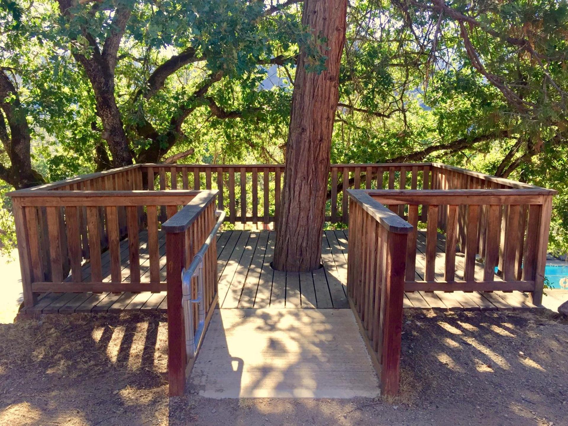 Lakeview Terrace Resort photo 89