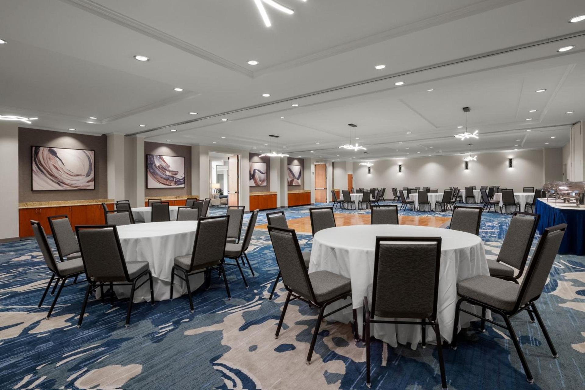 Delta Hotels by Marriott Colonial Heights photo 40