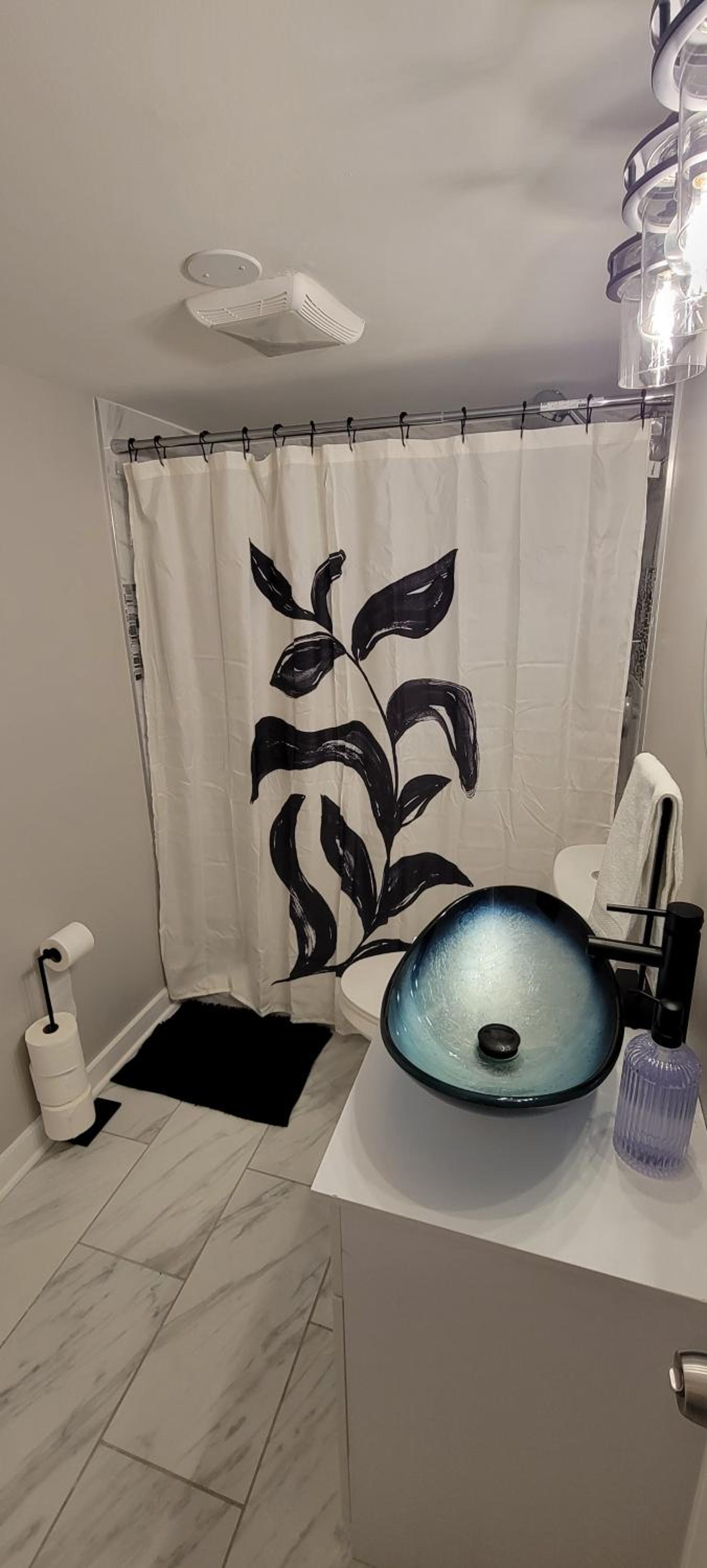Chicago Avenue Inn photo 58