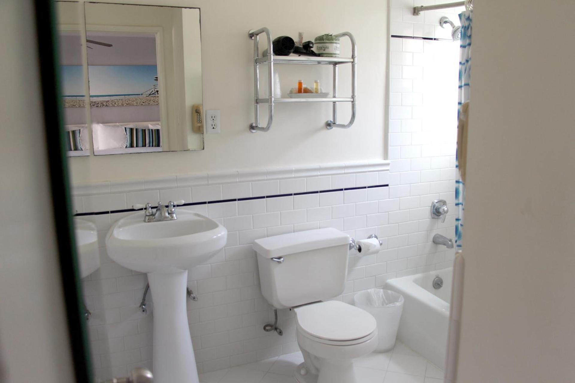 Bayside Hotel photo 22