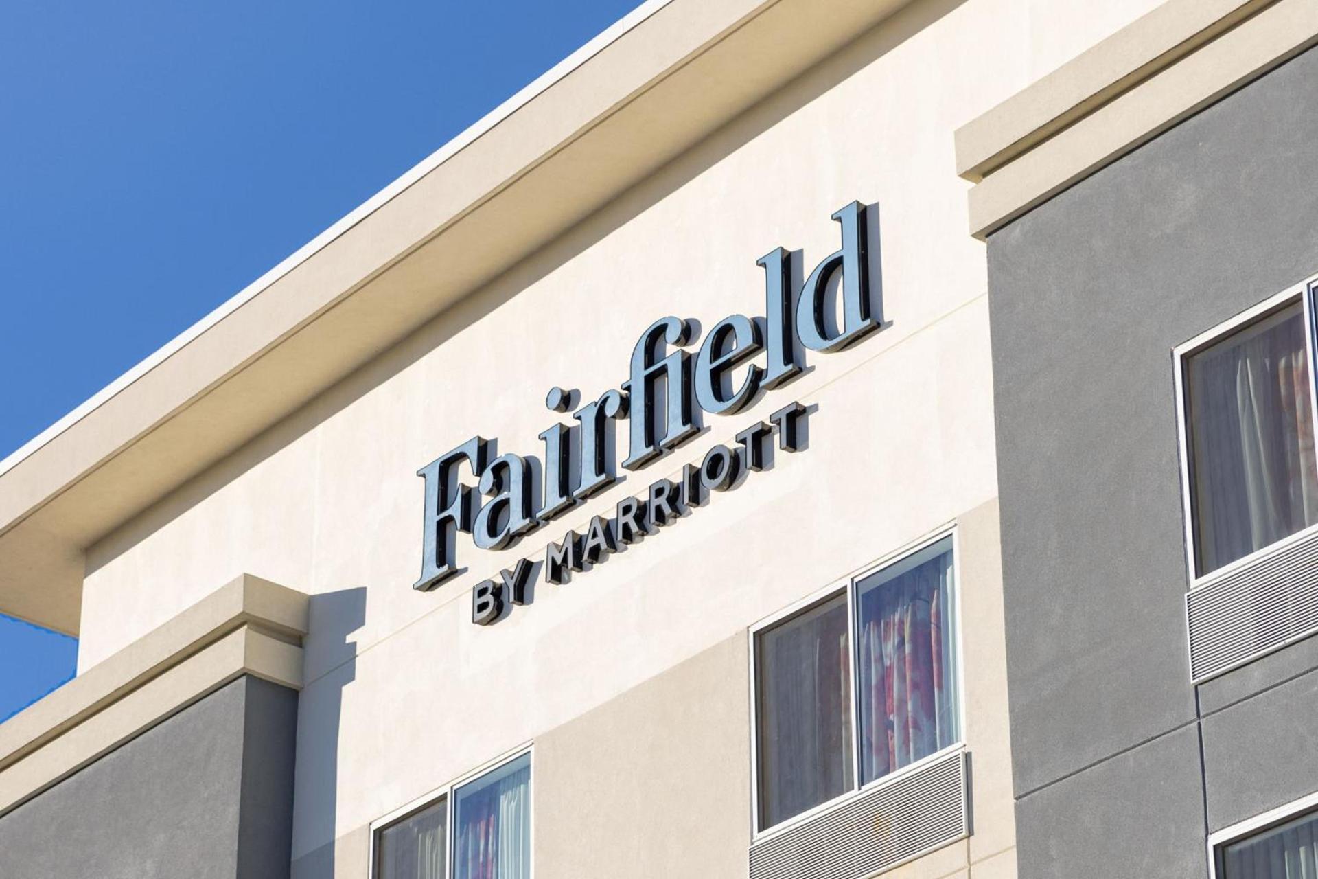 Fairfield Inn & Suites by Marriott Smithfield photo 3
