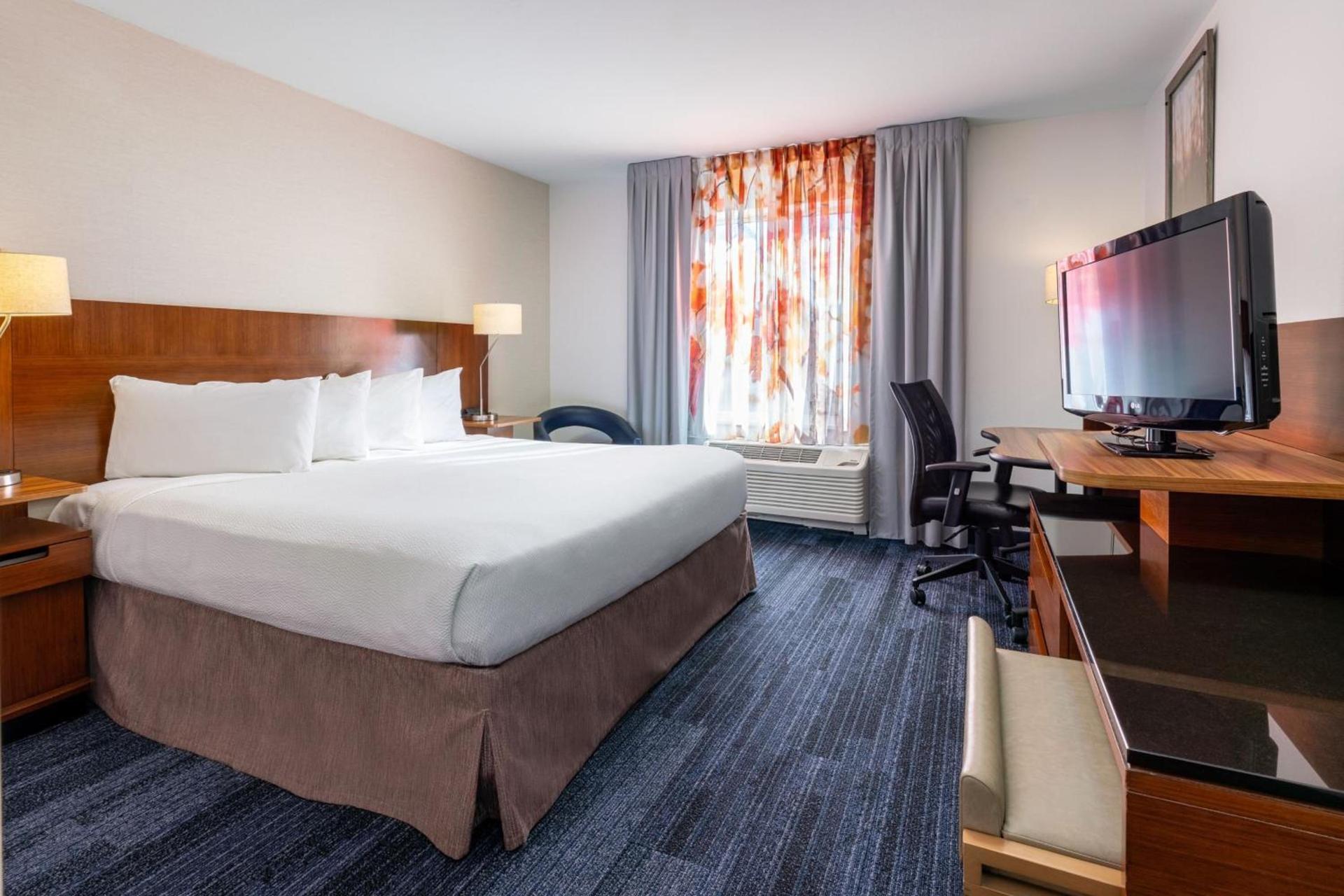 Fairfield Inn & Suites by Marriott Smithfield photo 13
