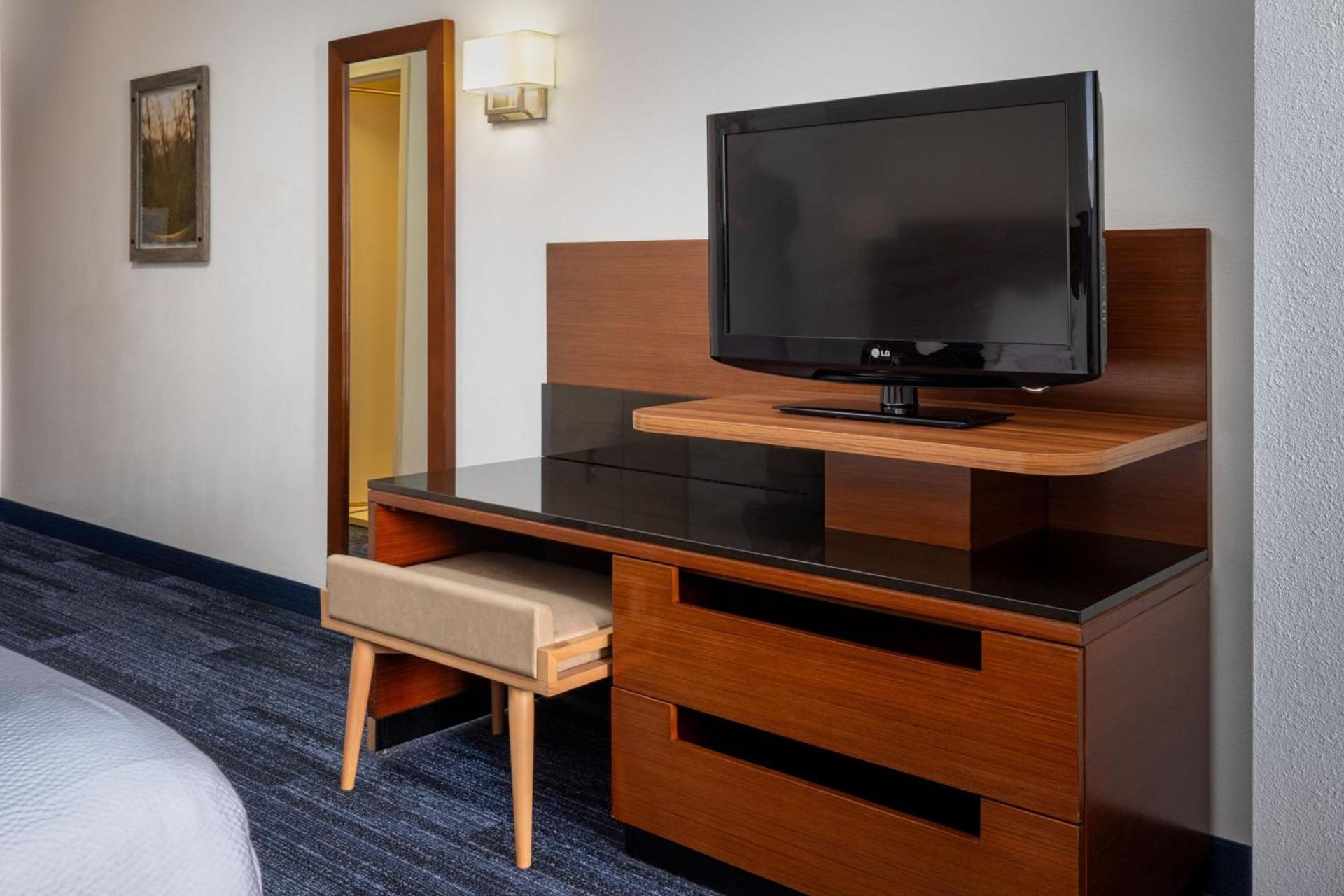 Fairfield Inn & Suites by Marriott Smithfield photo 16