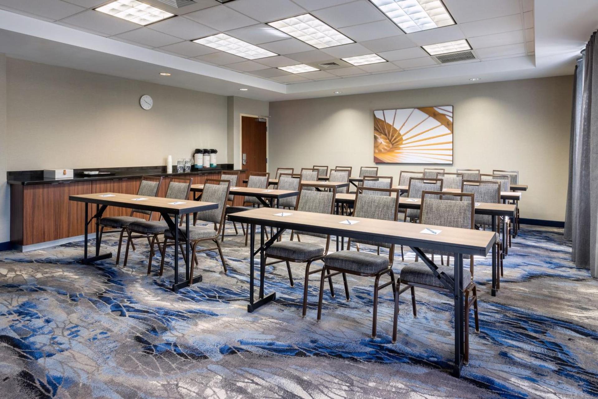 Fairfield Inn & Suites by Marriott Smithfield photo 41