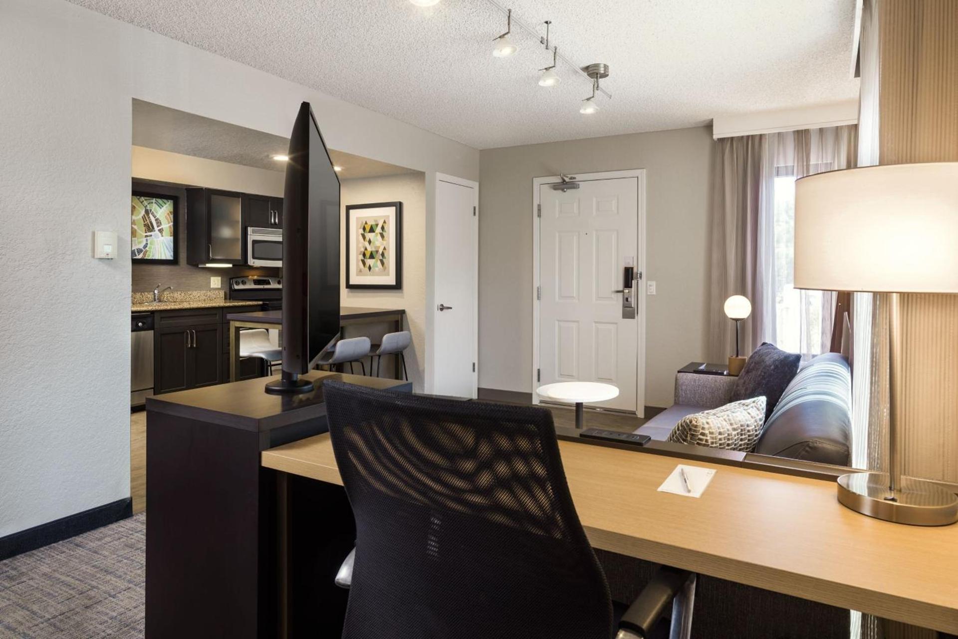 Residence Inn by Marriott Long Beach photo 9