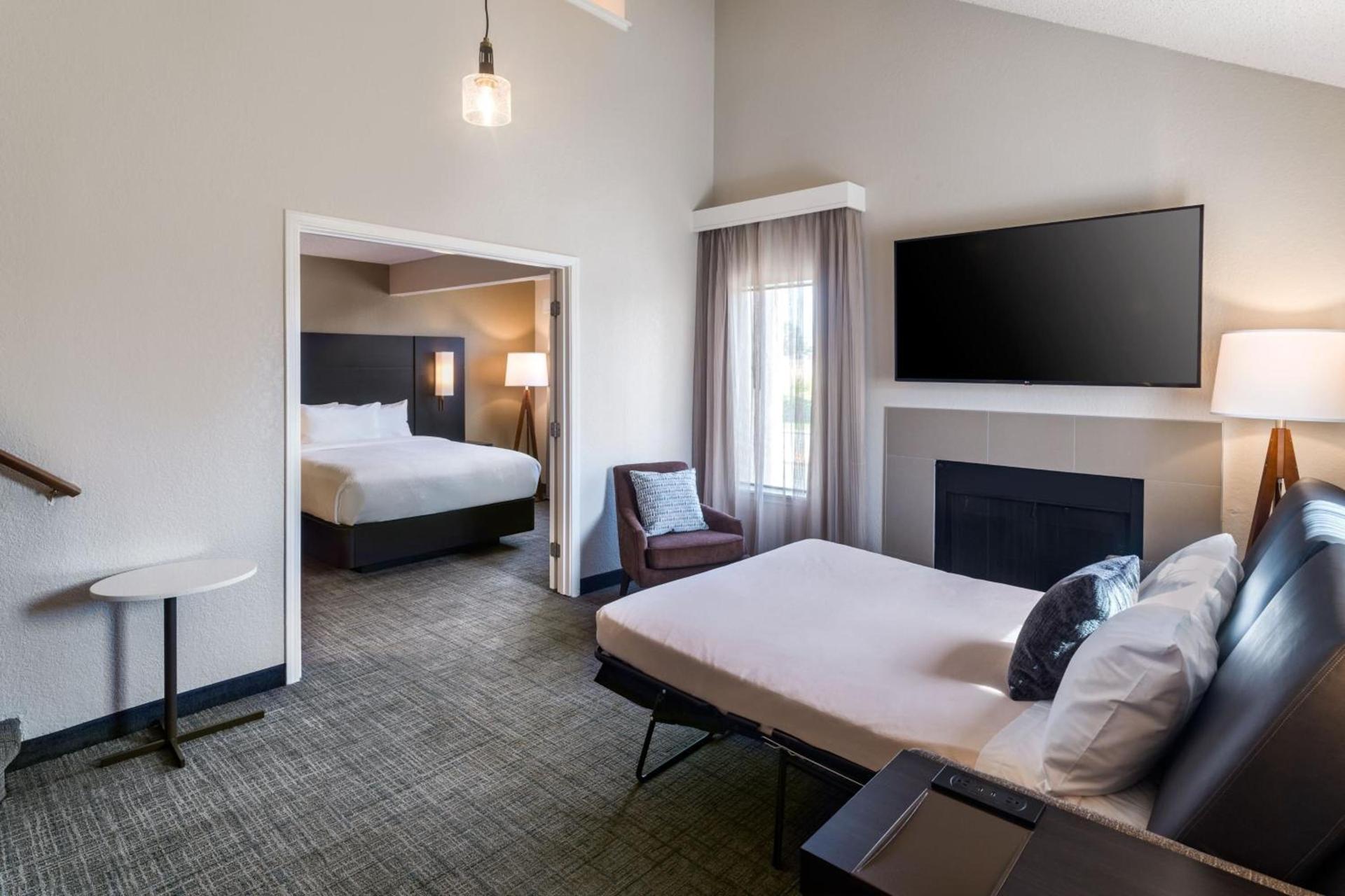 Residence Inn by Marriott Long Beach photo 12