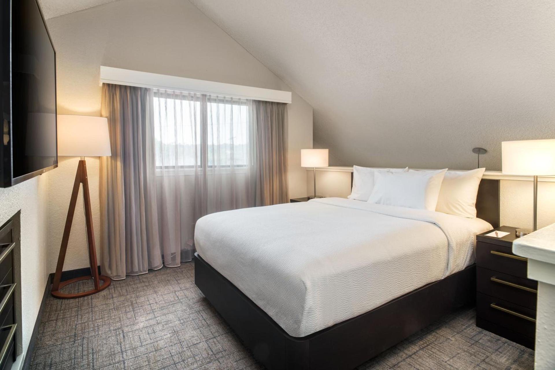 Residence Inn by Marriott Long Beach photo 4