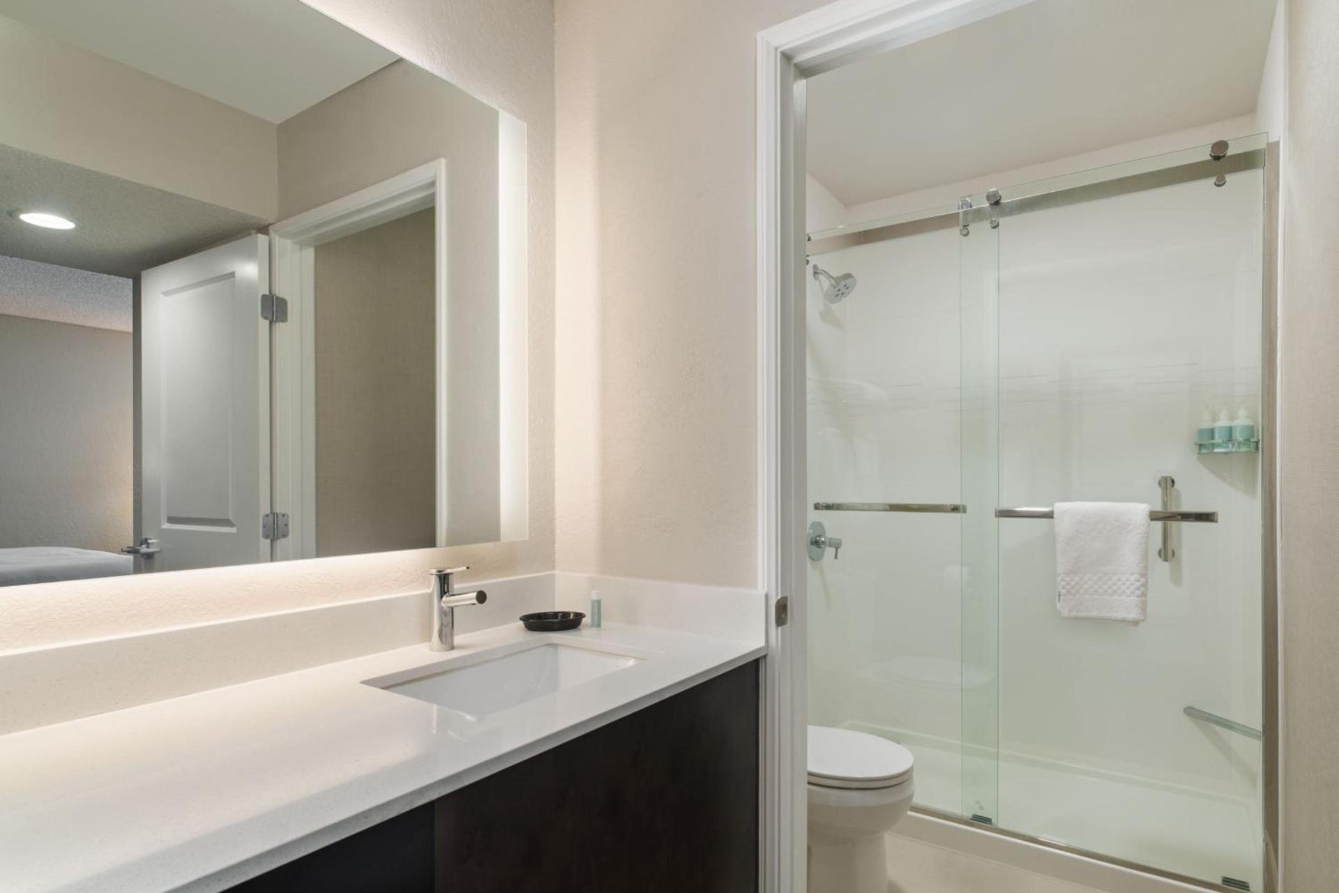 Residence Inn by Marriott Long Beach photo 6