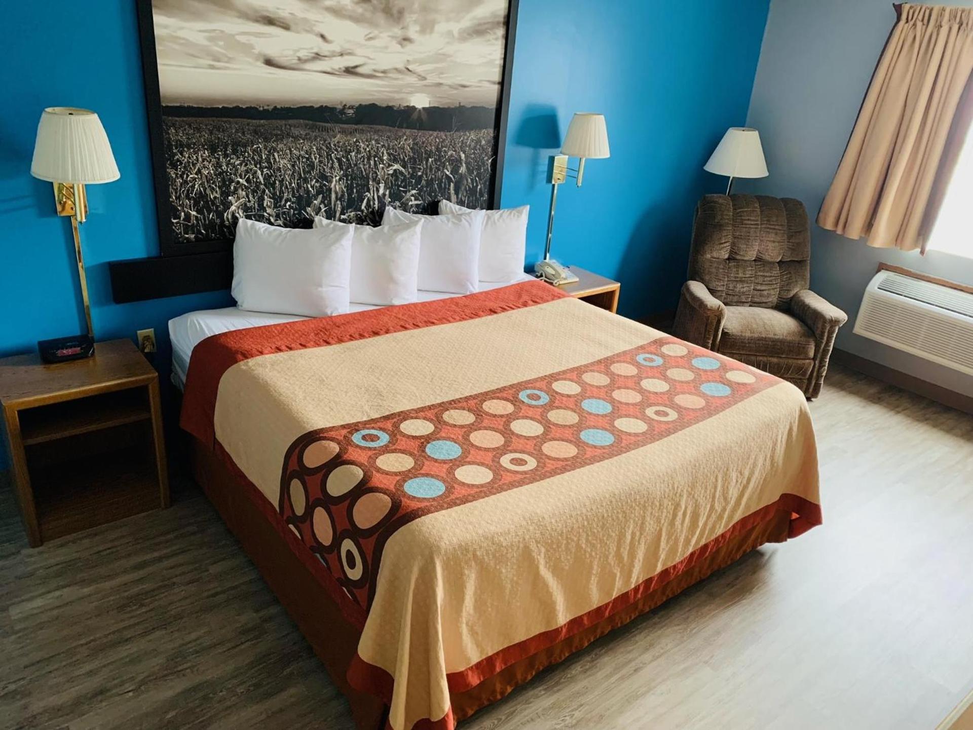 Super Star Inn & Suite Lincoln Crete photo 4