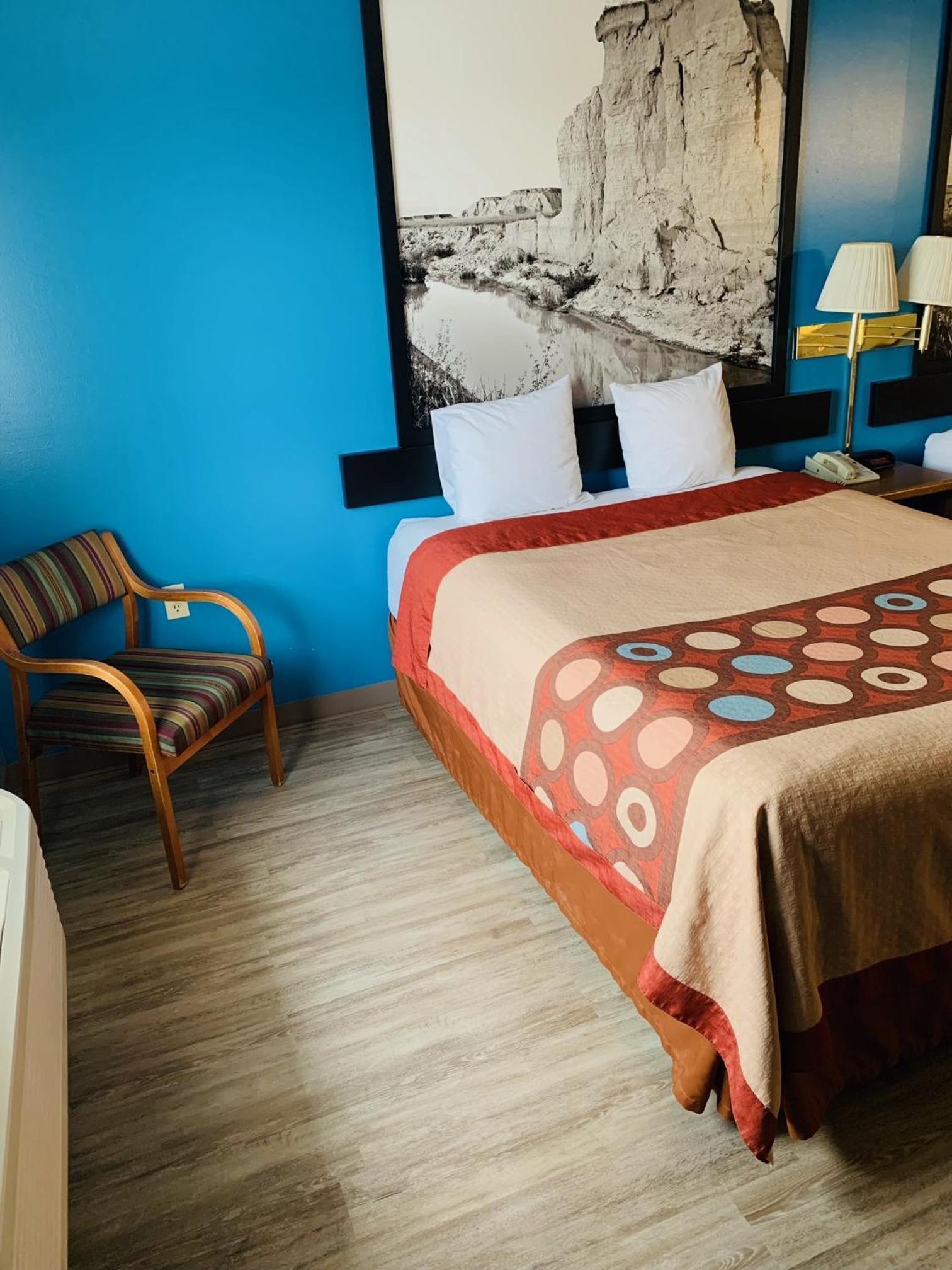 Super Star Inn & Suite Lincoln Crete photo 24