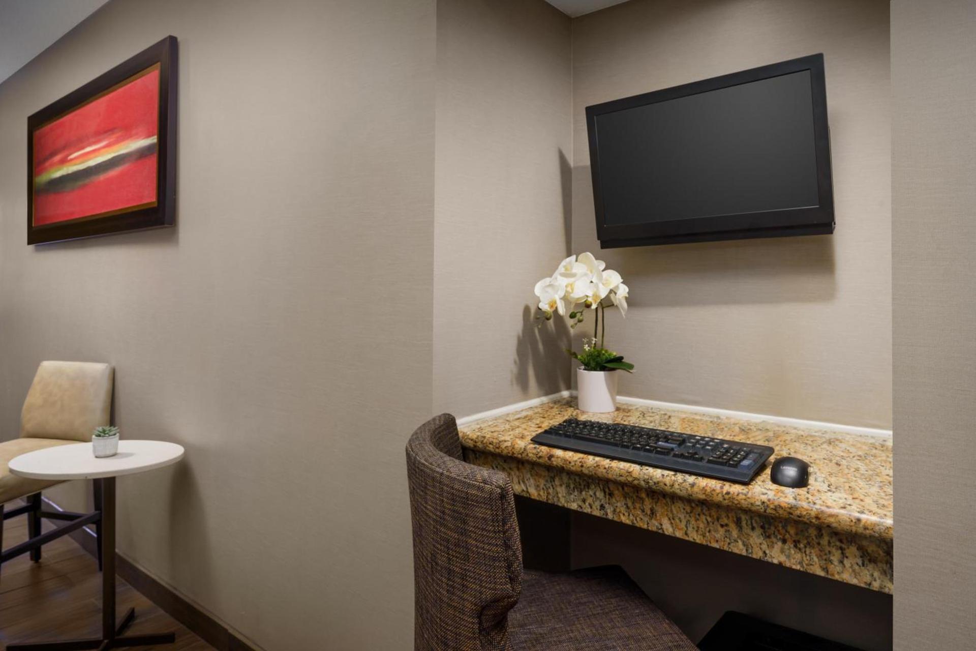 Residence Inn by Marriott Seattle/Bellevue photo 7