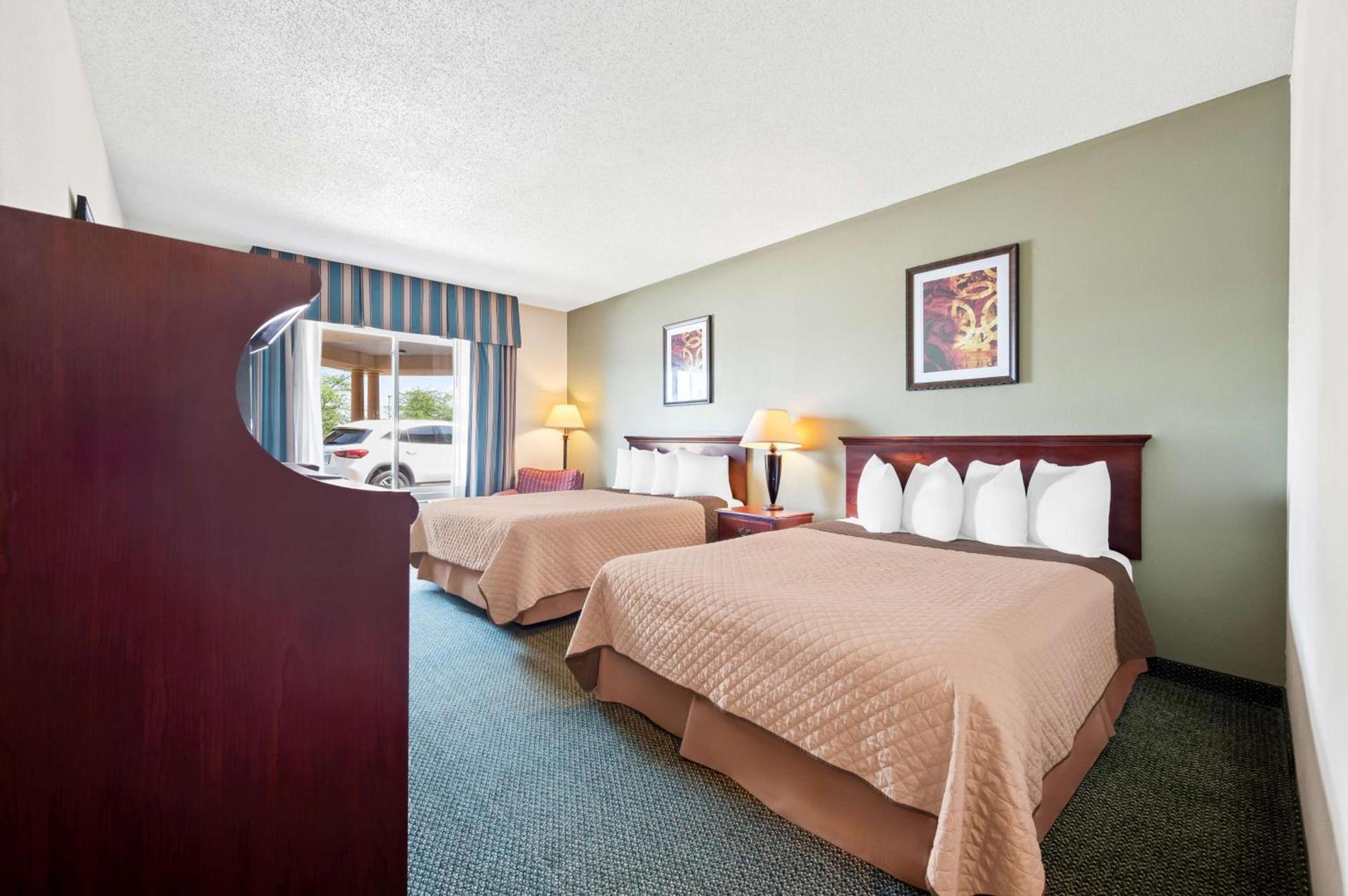 Best Western Annawan Inn photo 3