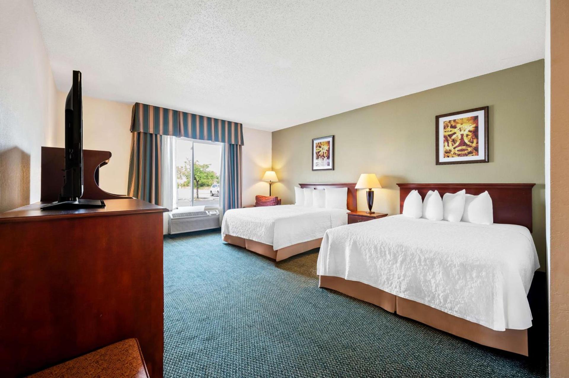 Best Western Annawan Inn photo 13