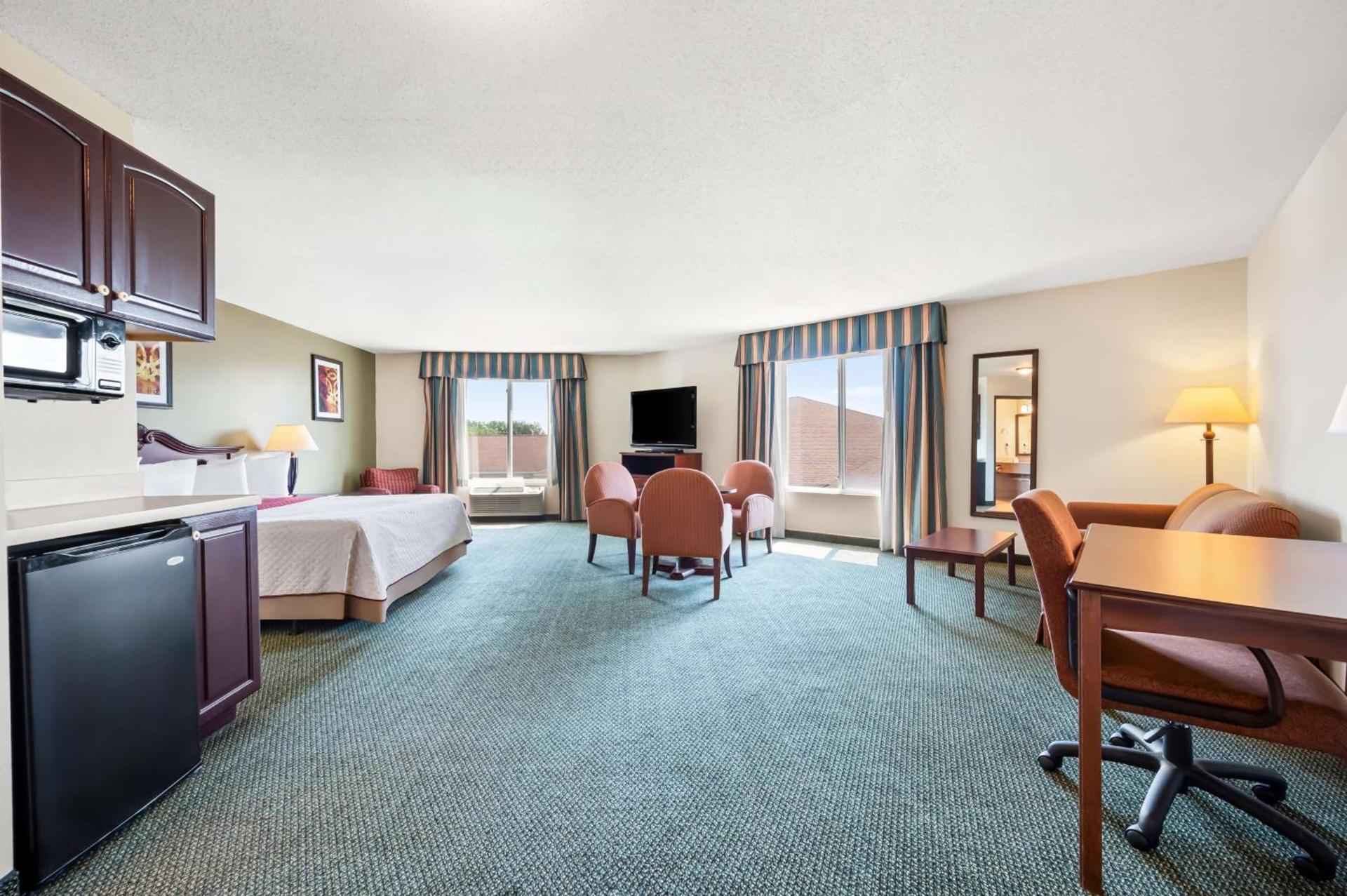 Best Western Annawan Inn photo 19